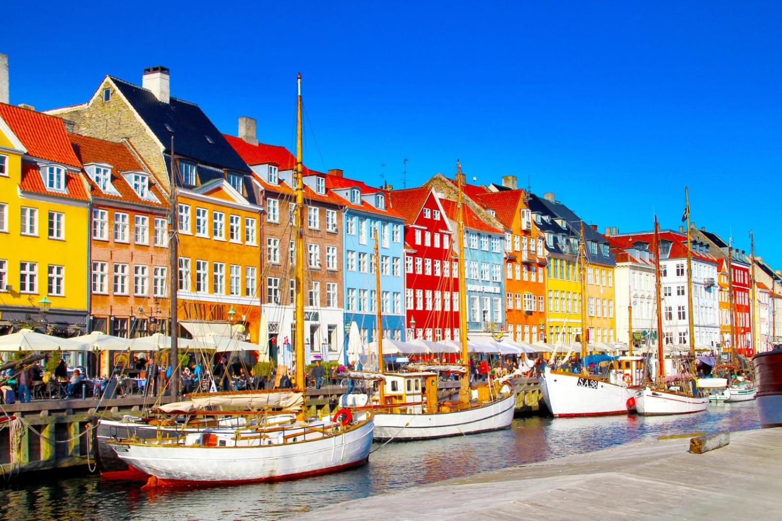 Central Copenhagen Apt with Balcony, Free Parking & Elevator view 2