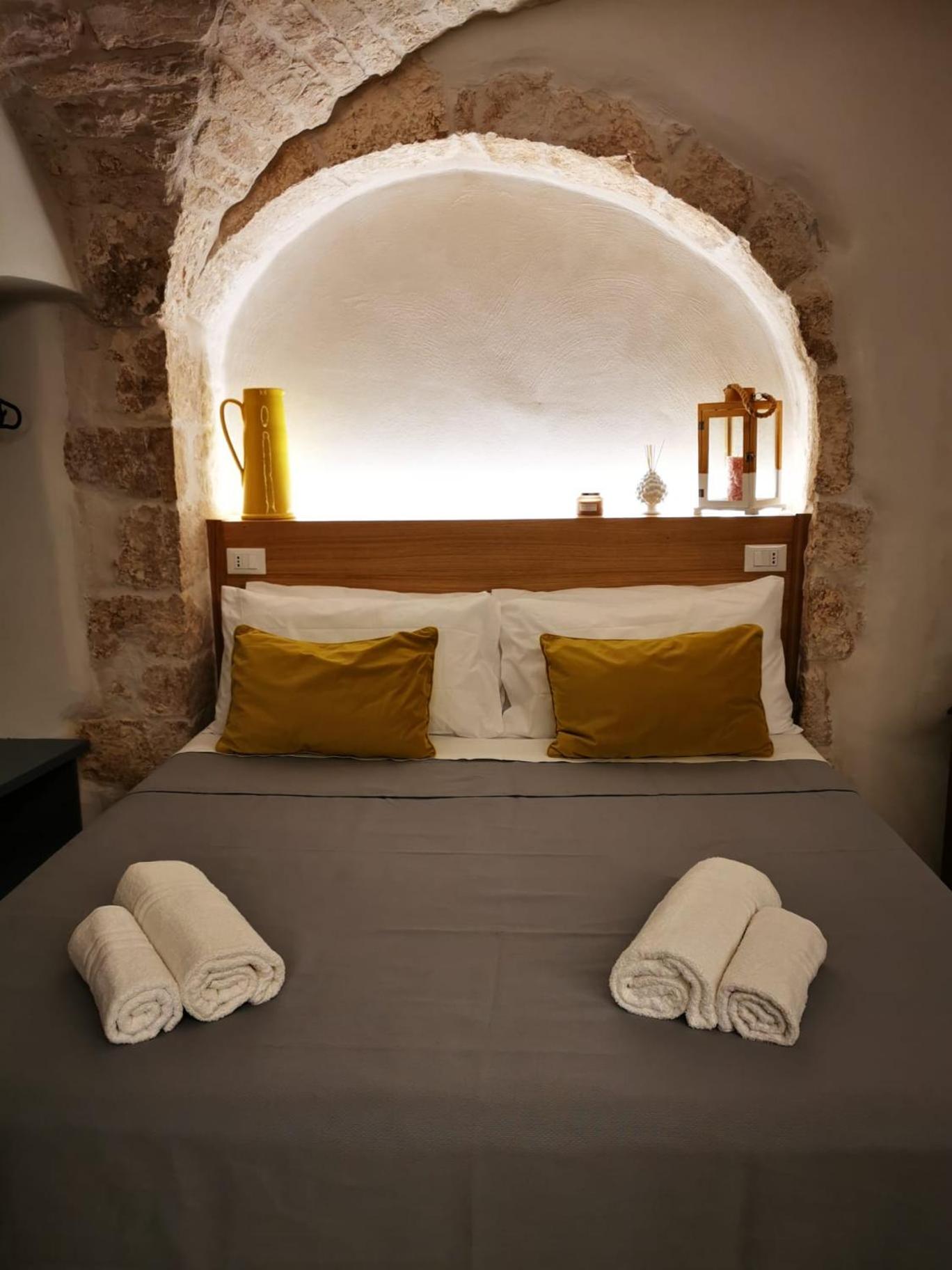 A Petre Luxury Room