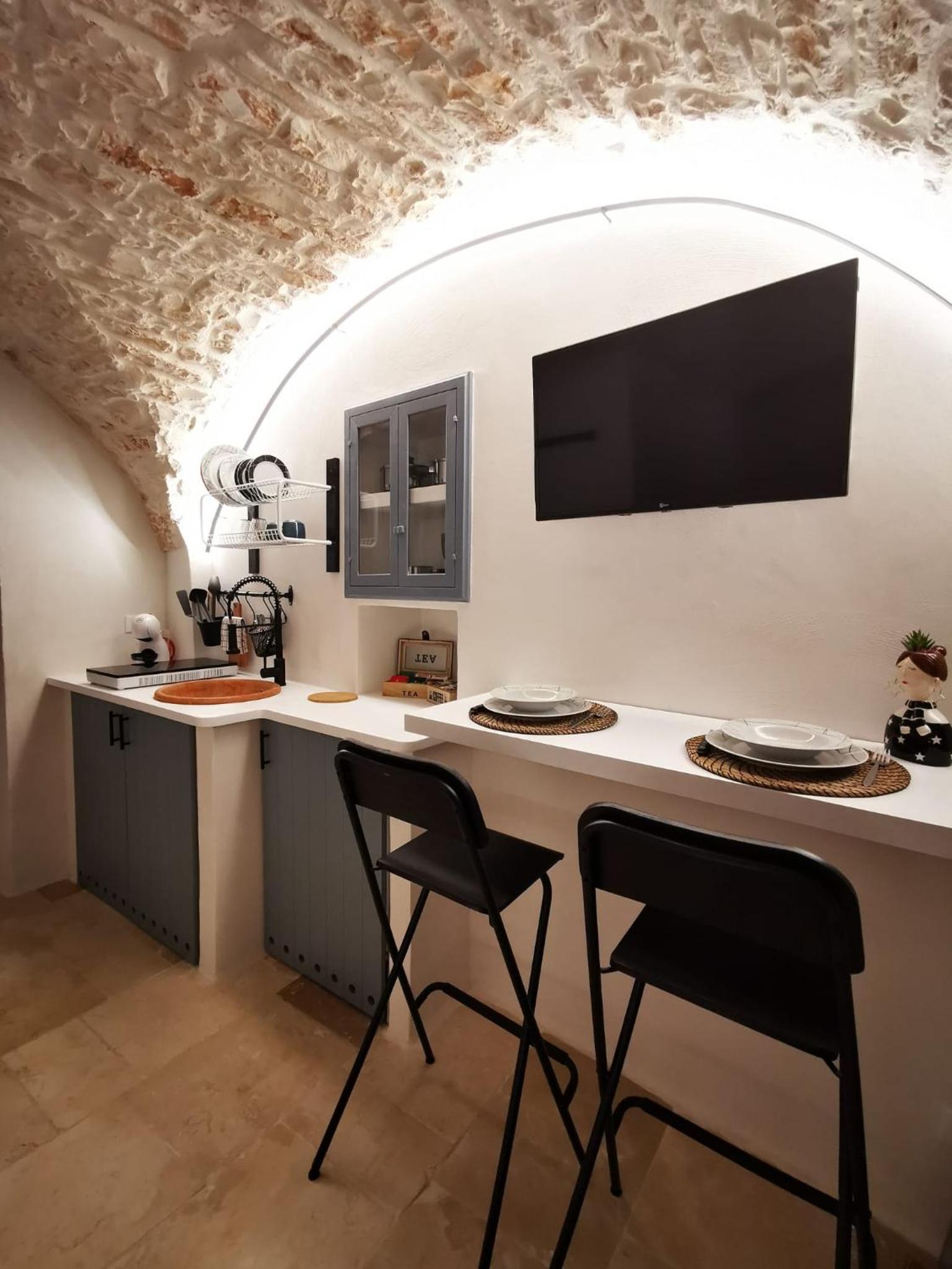 A Petre Luxury Room