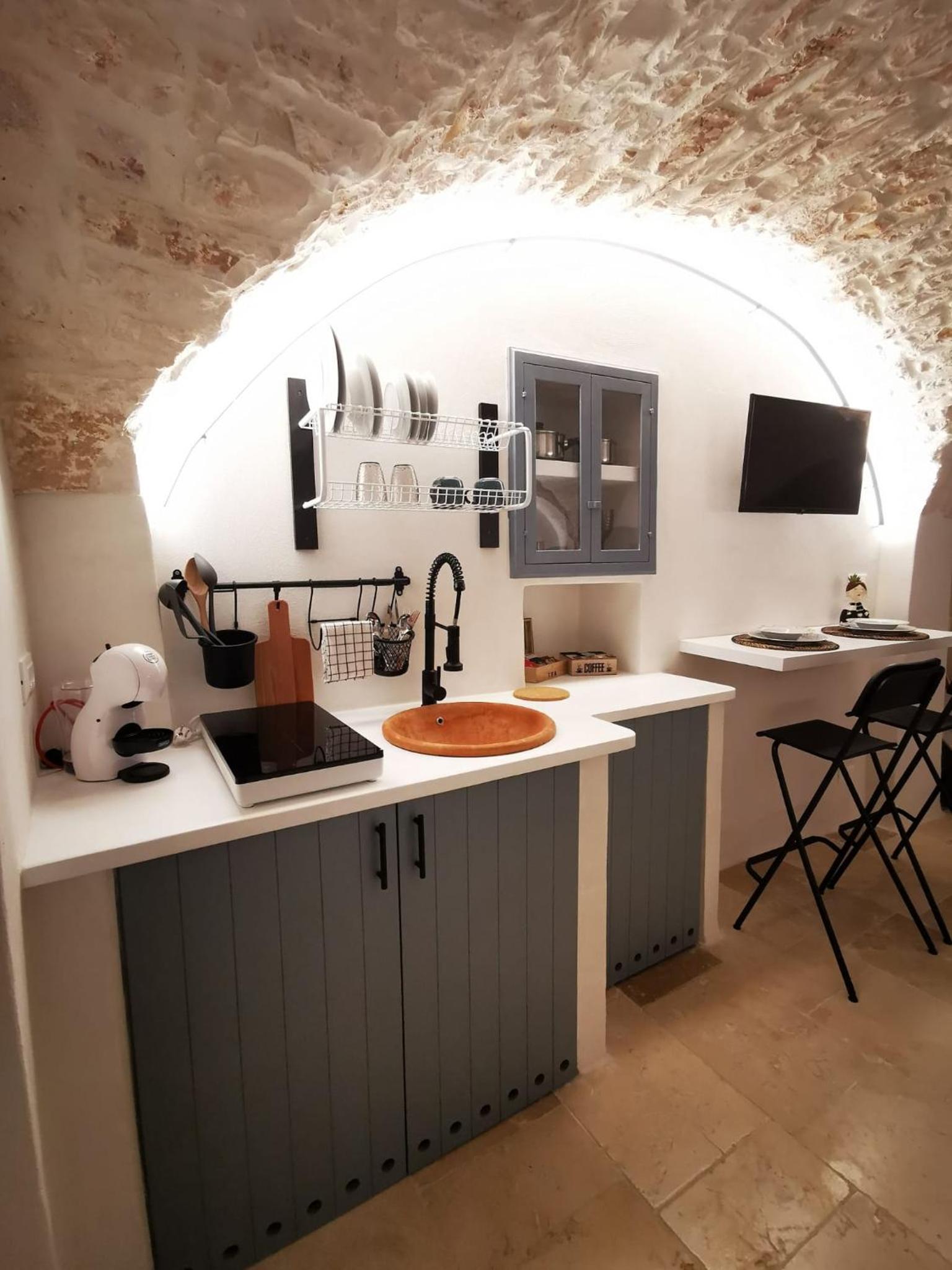 A Petre Luxury Room