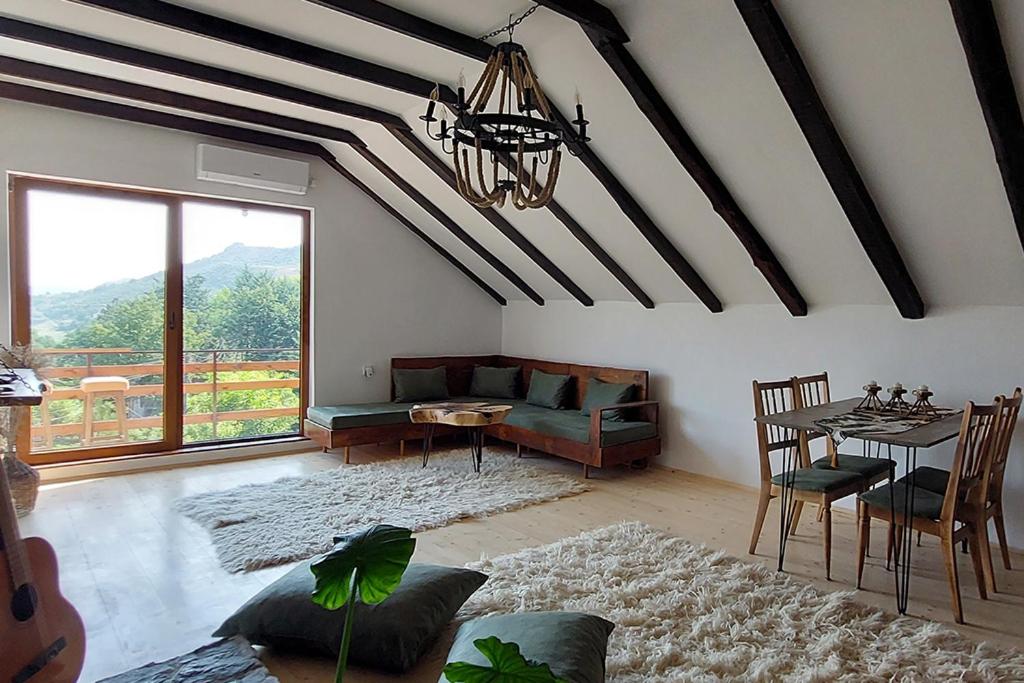 Villa Ramonda view 4