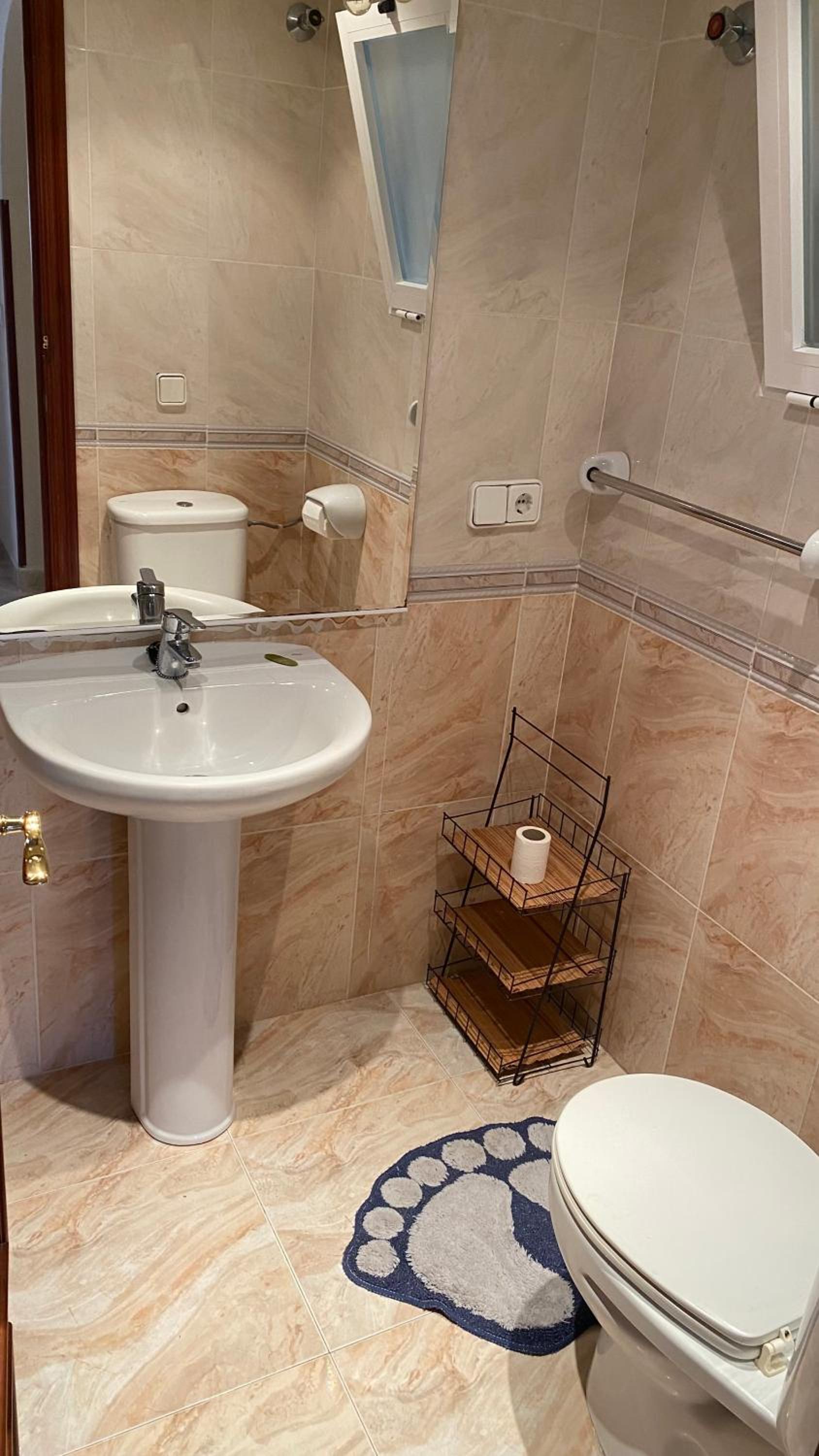 SOLYMAR LEVANTE Apartamento Completo con Piscina y Parking Comunitario