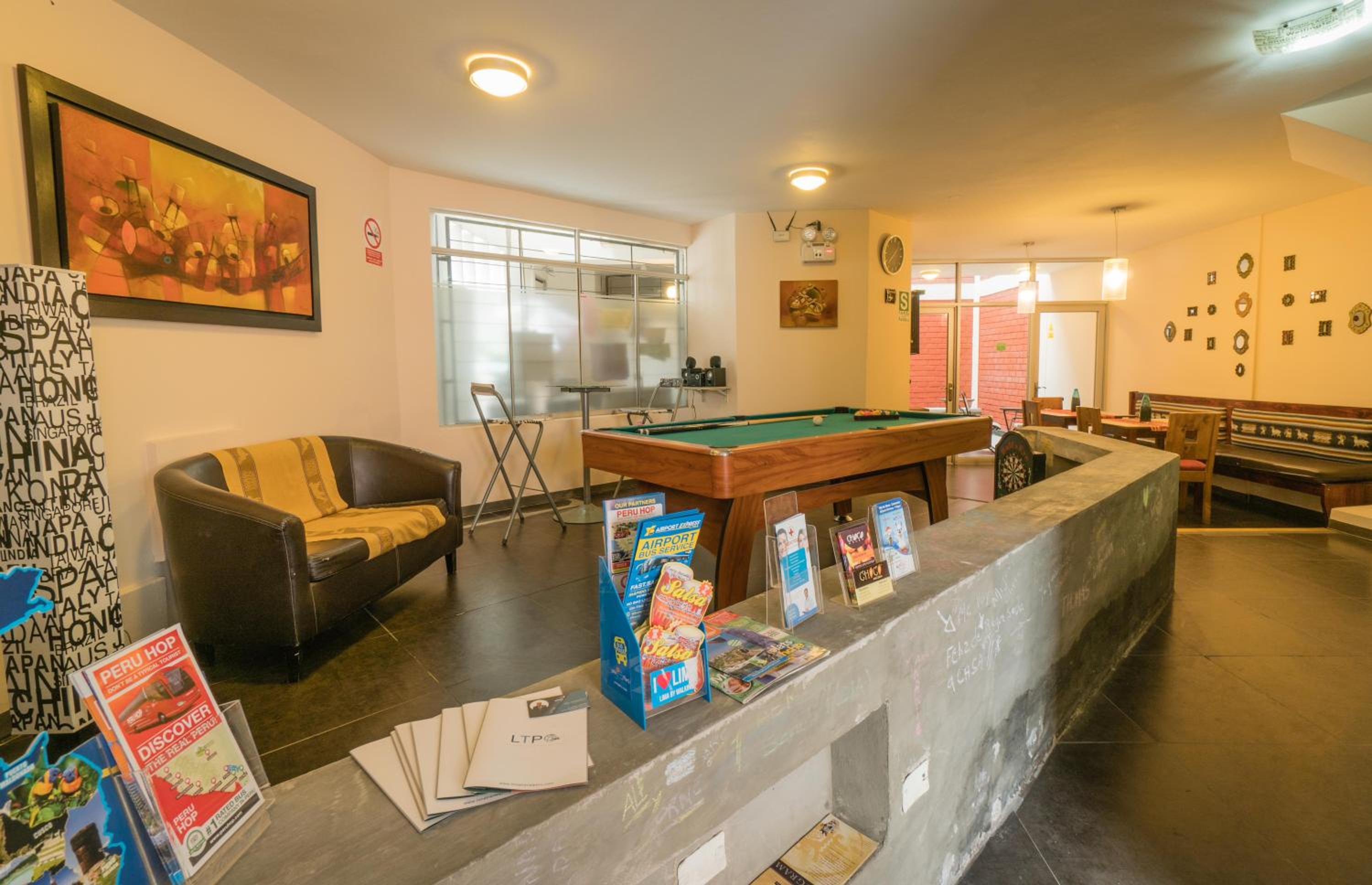 lounge
