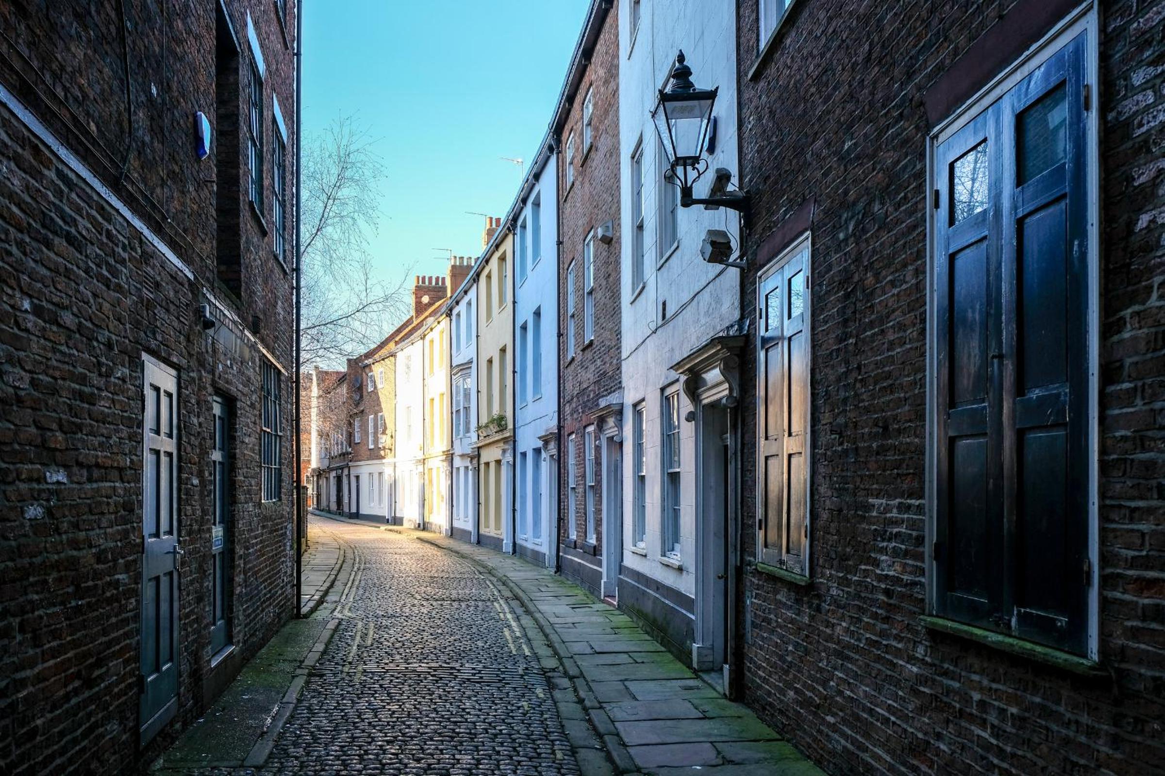 Spirit of Prince Street Hull Old Town view 2