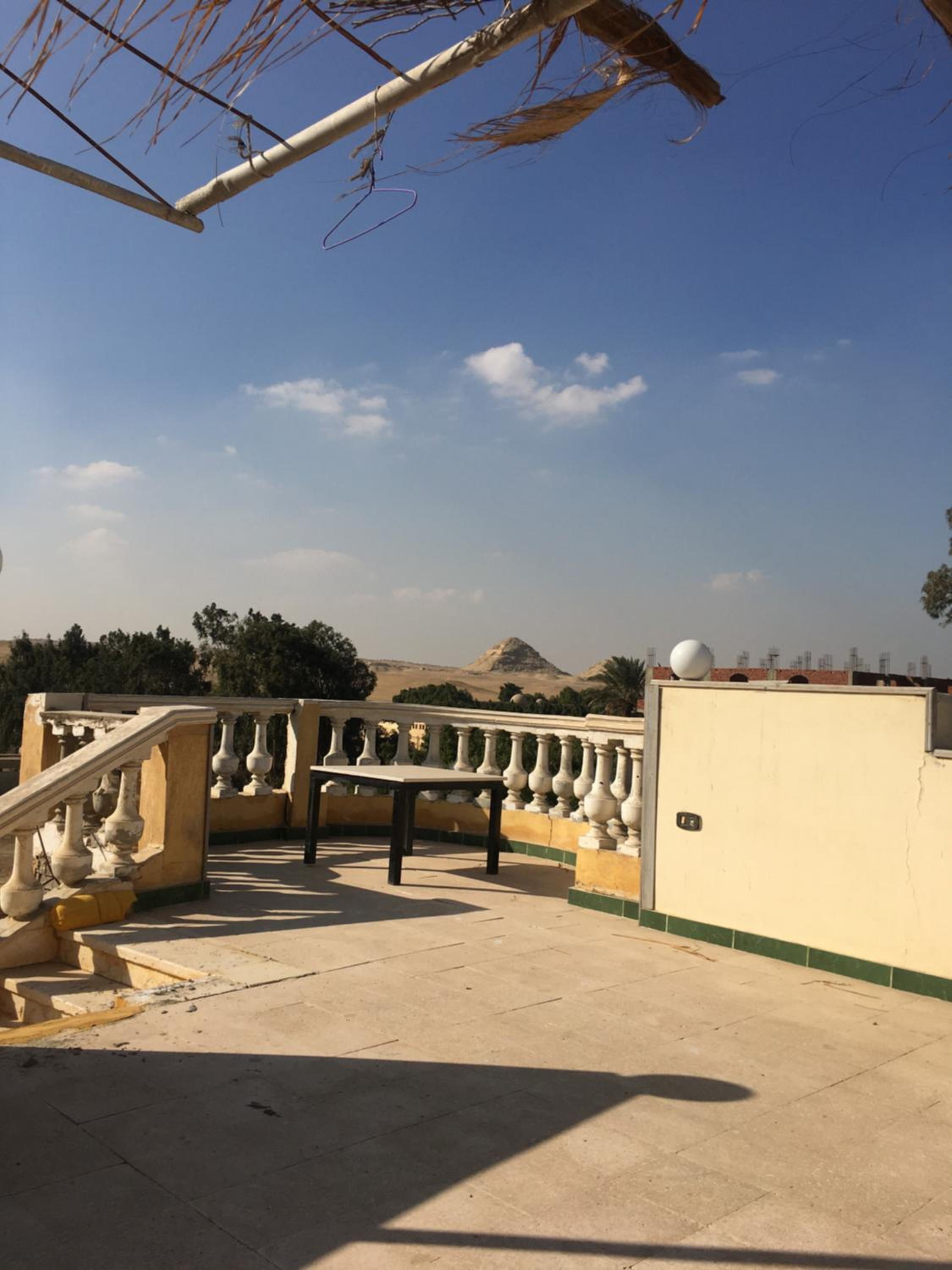 Sakkara pyramid inn hotel