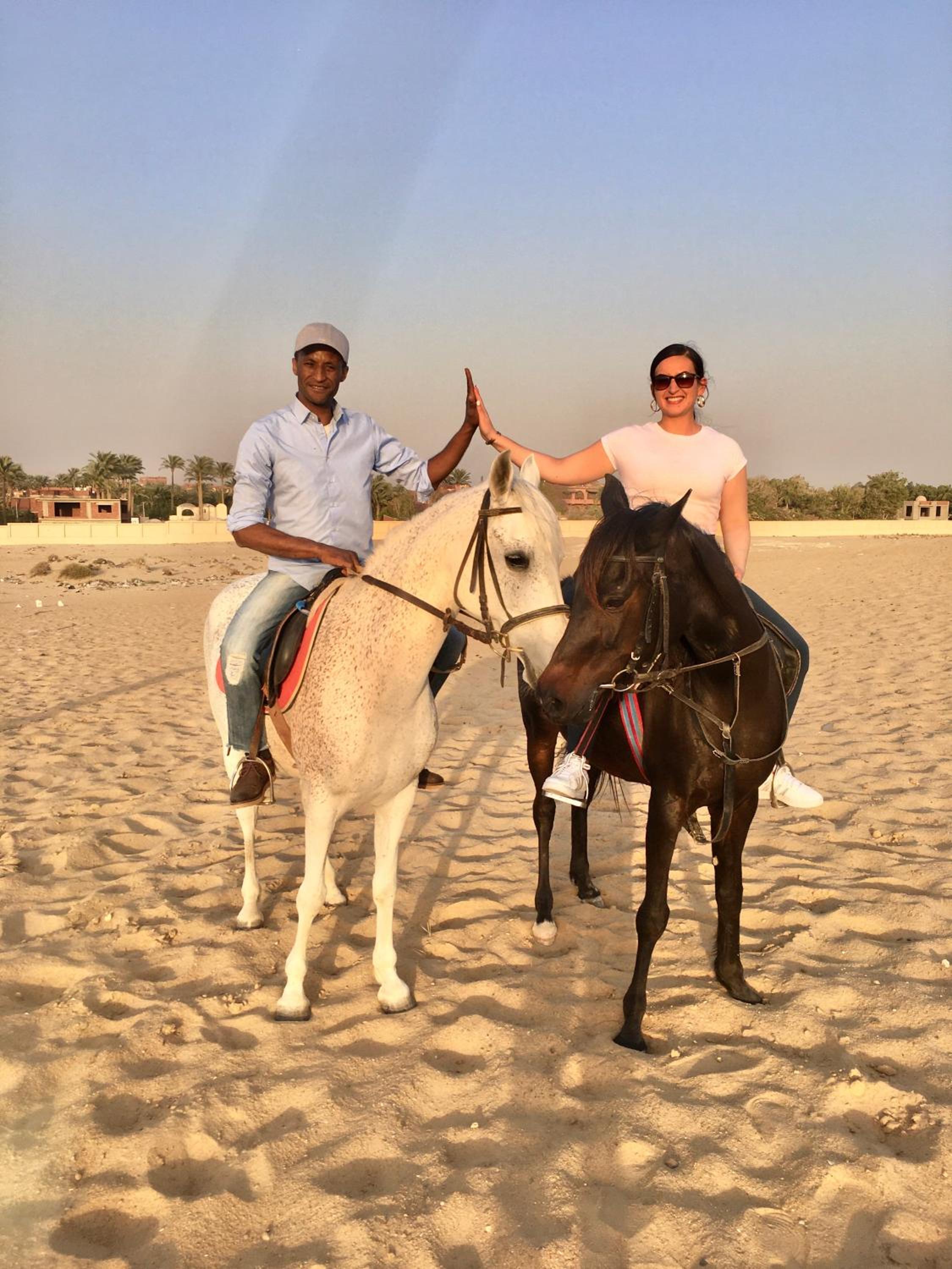 Sakkara pyramid inn hotel