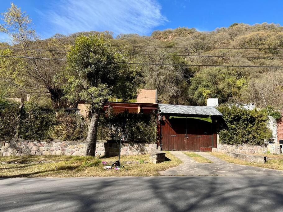 Pintoresca casa con pileta