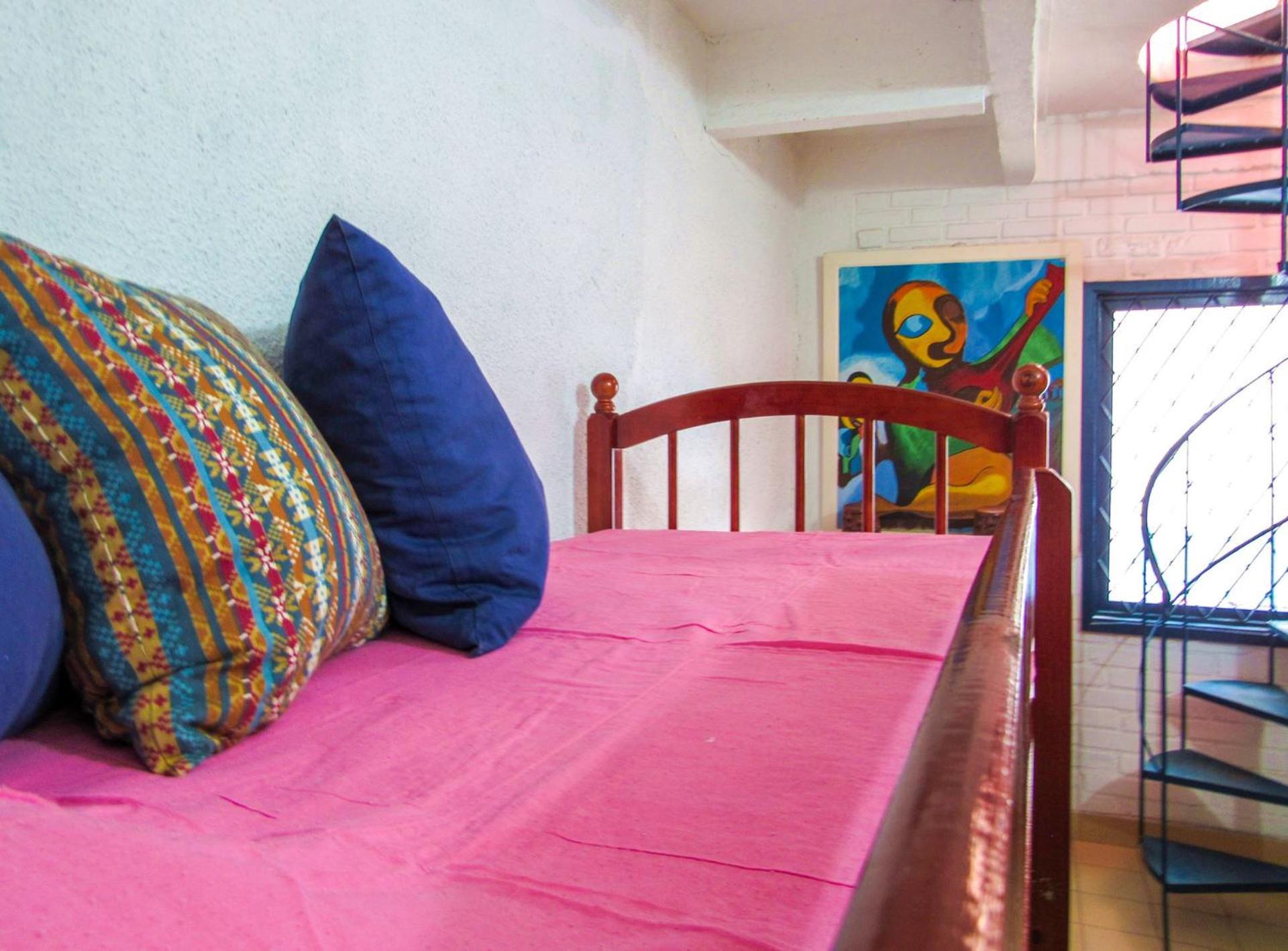 Casa c churrasq e lazer perto do mar, Cabo Frio RJ