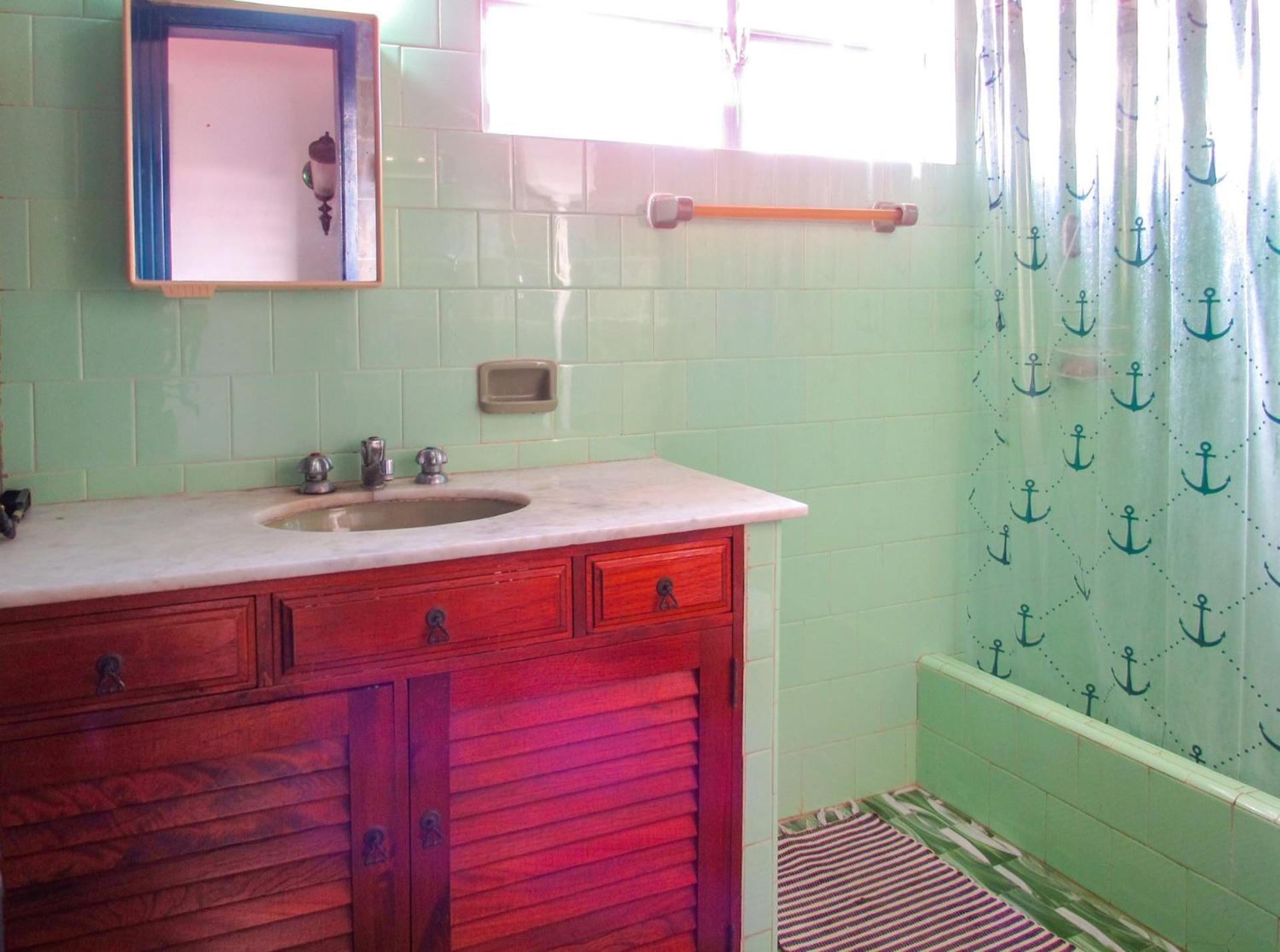 Casa c churrasq e lazer perto do mar, Cabo Frio RJ