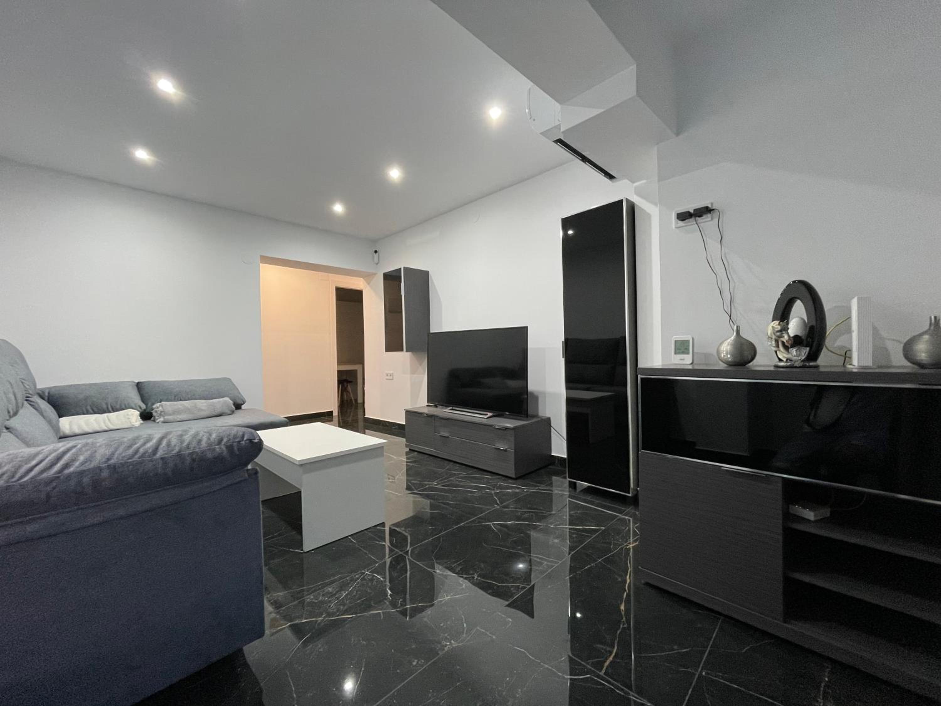 CASTELLON DELUXE