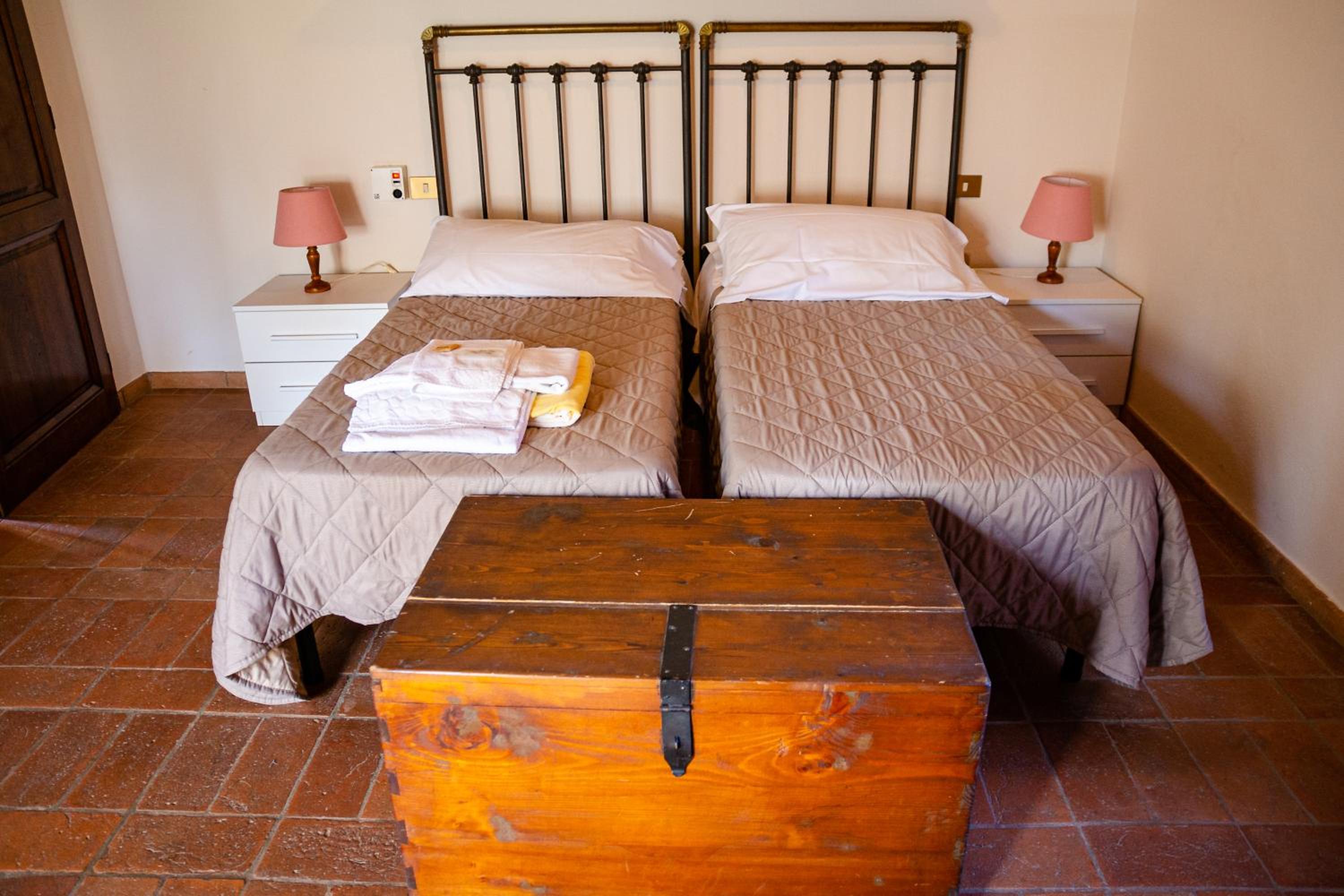 Podere Mezzastrada - Place of Charme