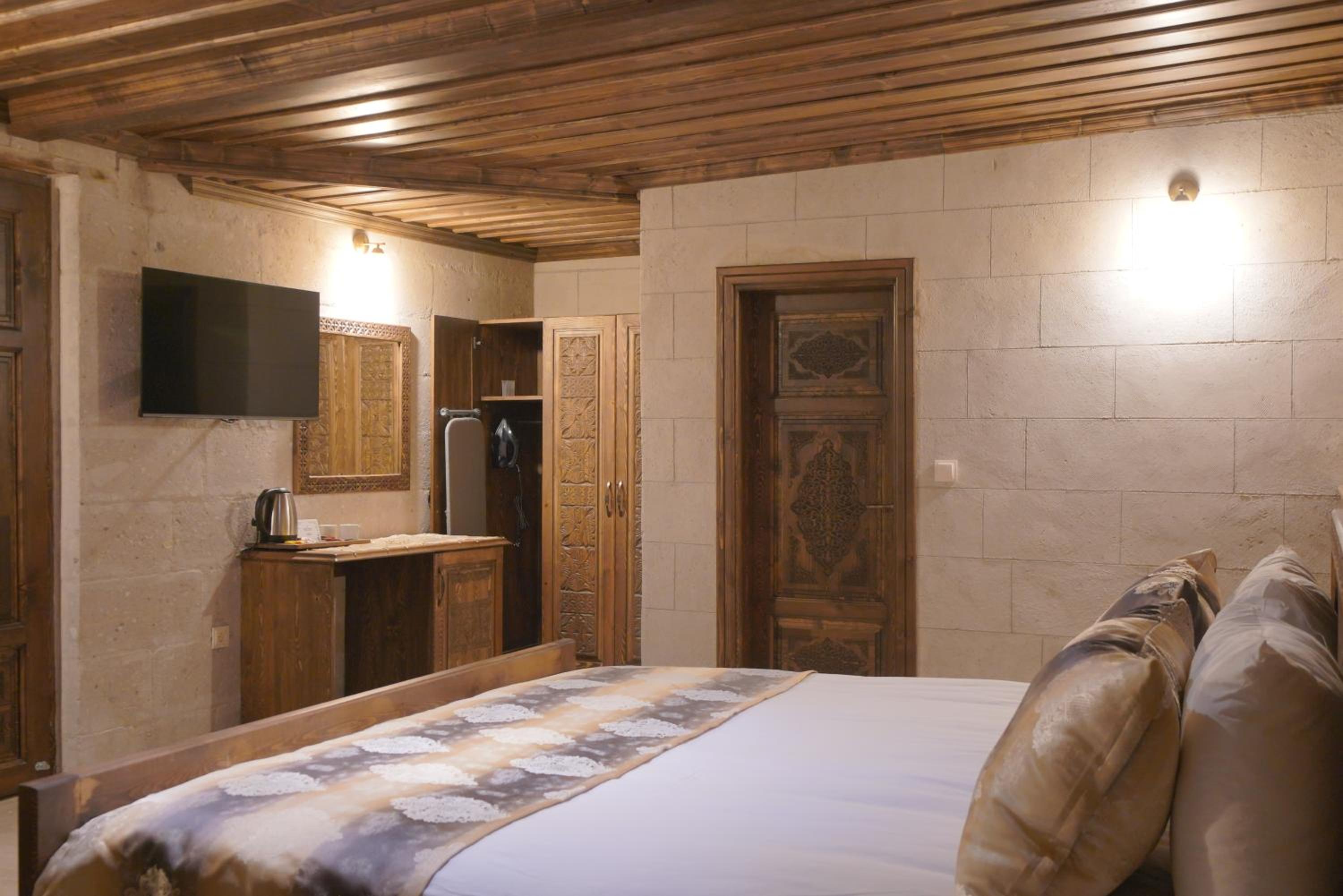 Goreme Valley Cave House becomes Goreme Valley Mağara Evi. - Image 28