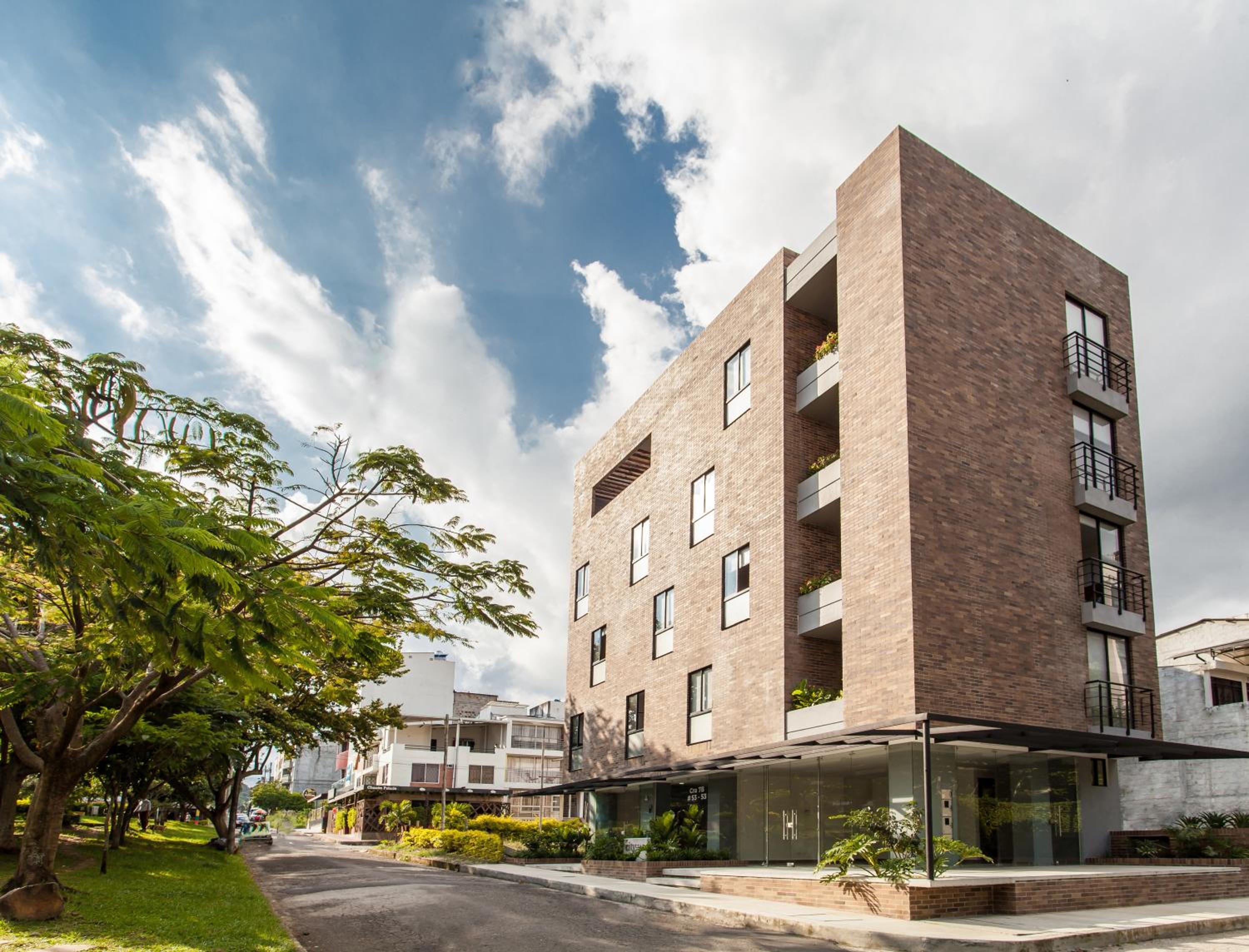 Hotel City Star - Image 1