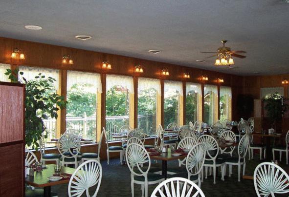 Grass Valley Vacations - Northern Queen Inn - Property Image 2