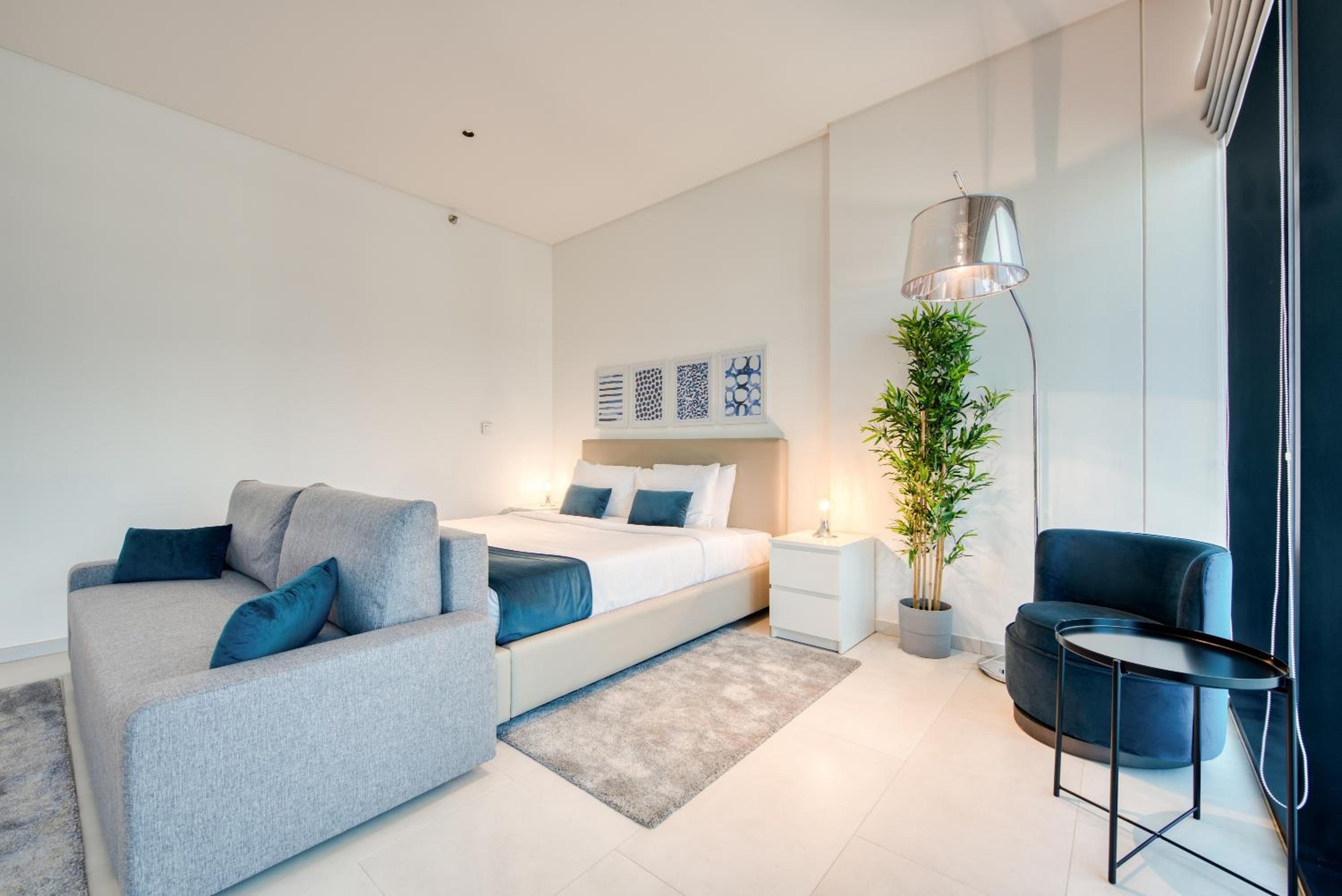 Maison Privee - Luxury, Spacious, Modern Near Burj Khalifa and Dubai Canal