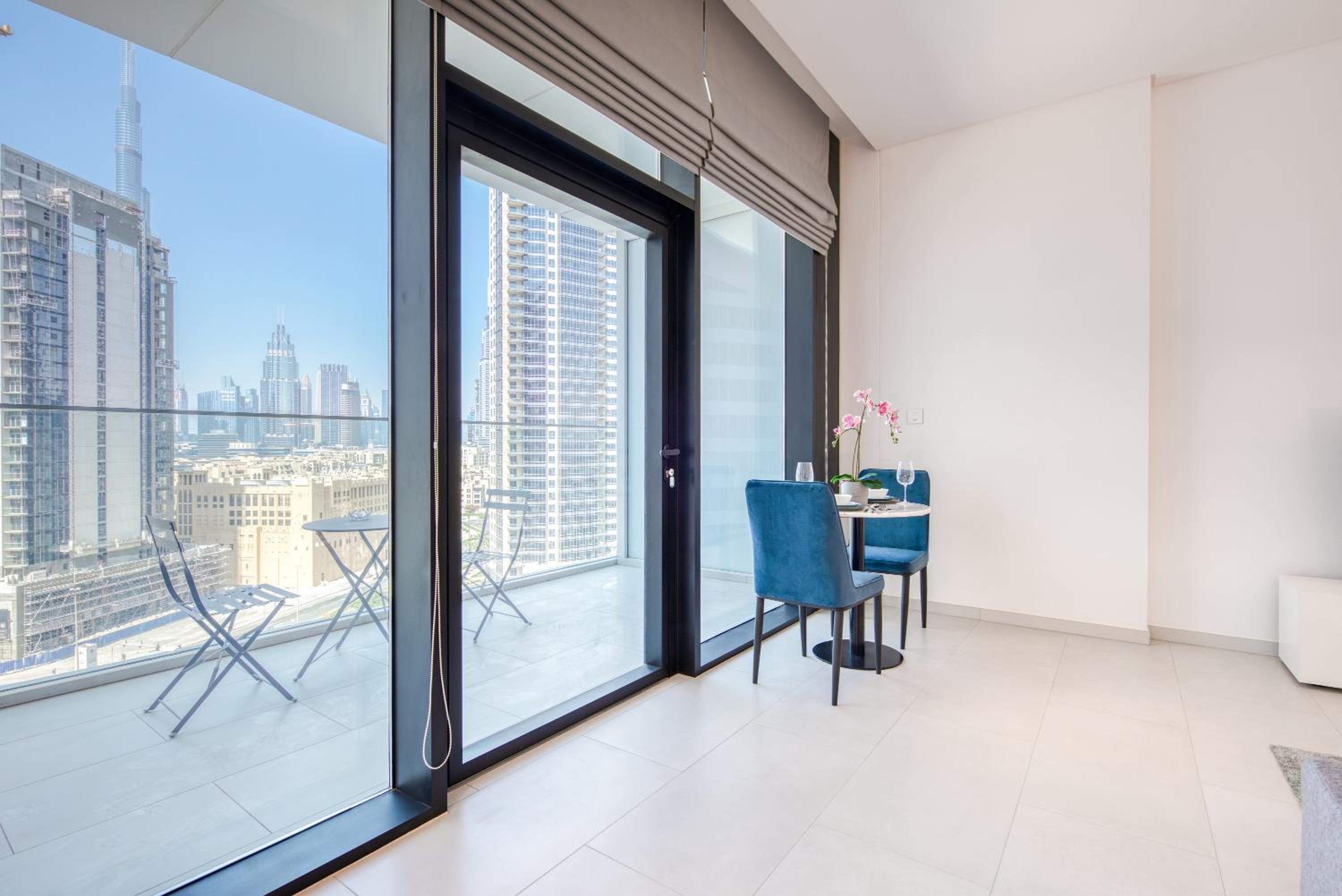 Maison Privee - Luxury, Spacious, Modern Near Burj Khalifa and Dubai Canal