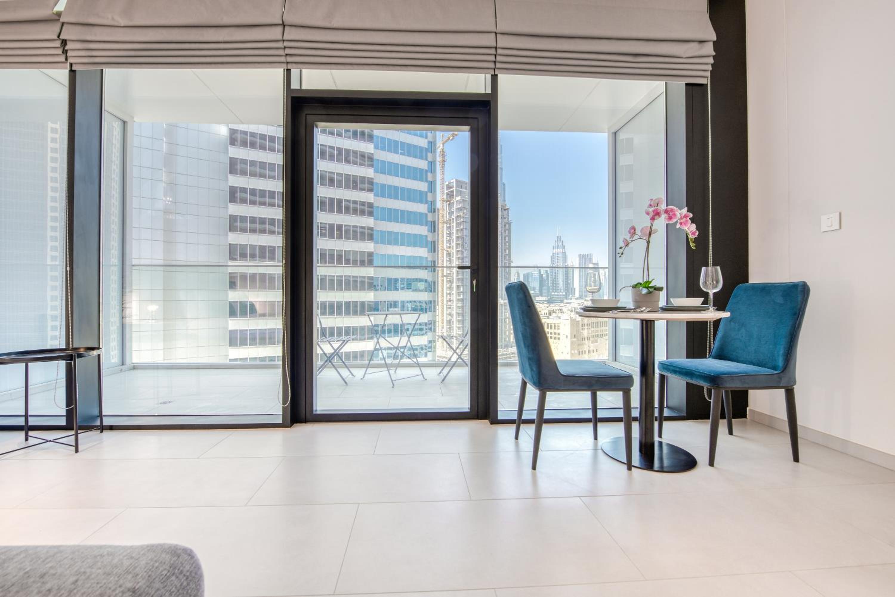 Maison Privee - Luxury, Spacious, Modern Near Burj Khalifa and Dubai Canal