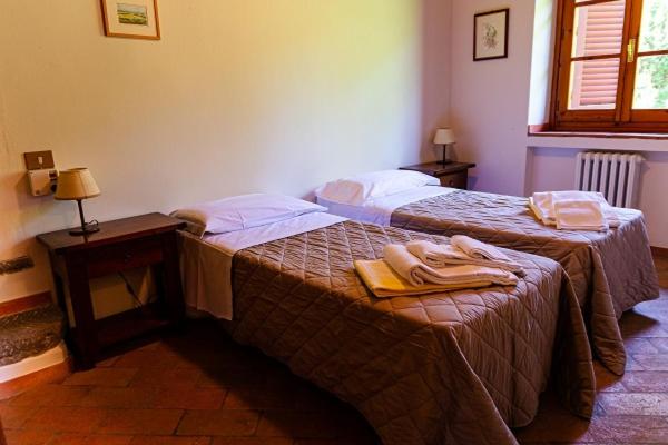 Podere Mezzastrada - Place of Charme