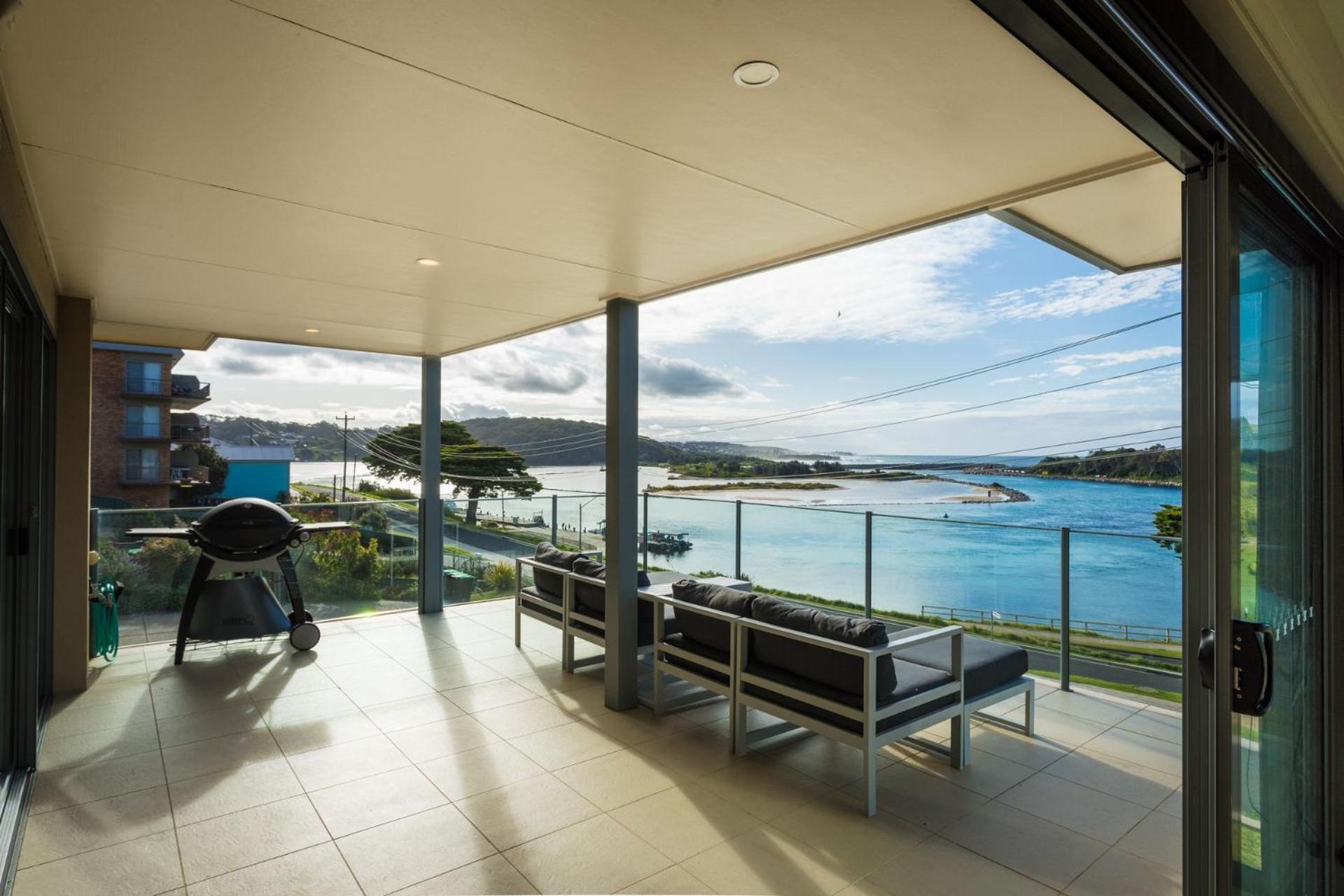 Champagne Views