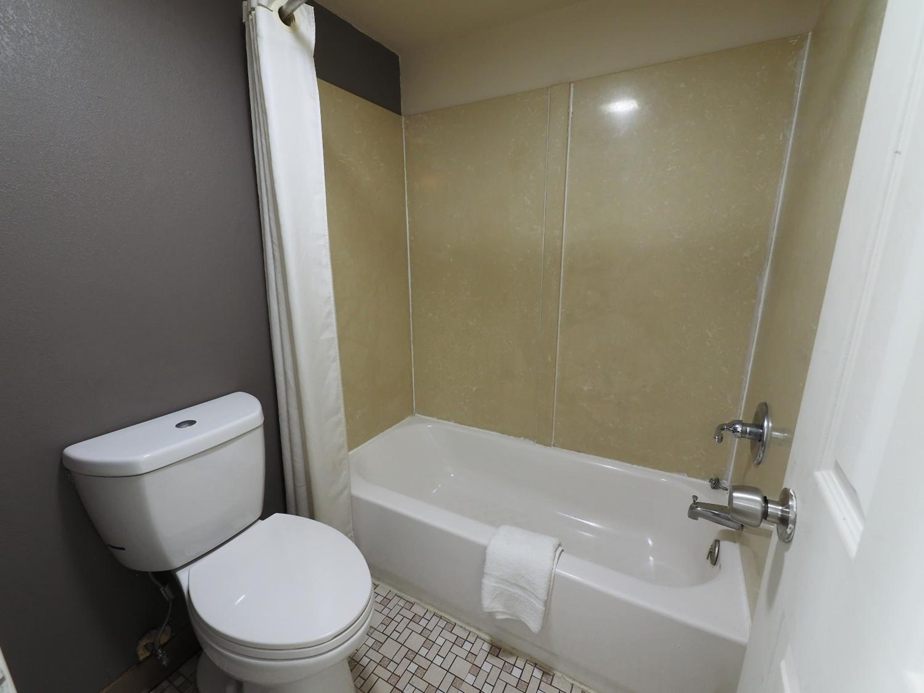 Budget Lodge Churchland - Property Image 19