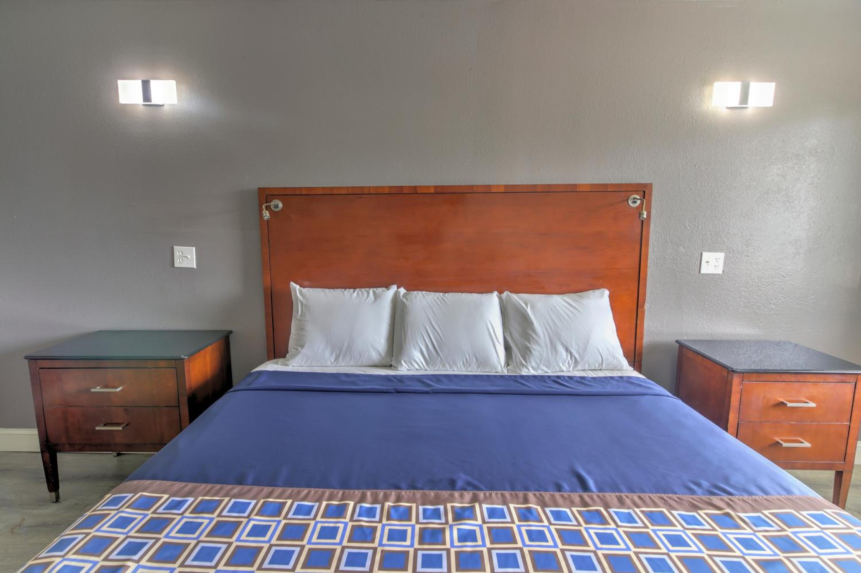 Budget Lodge Churchland - Property Image 8