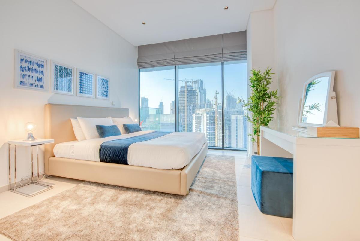 Maison Privee - Luxury, Spacious, Modern Near Burj Khalifa and Dubai Canal