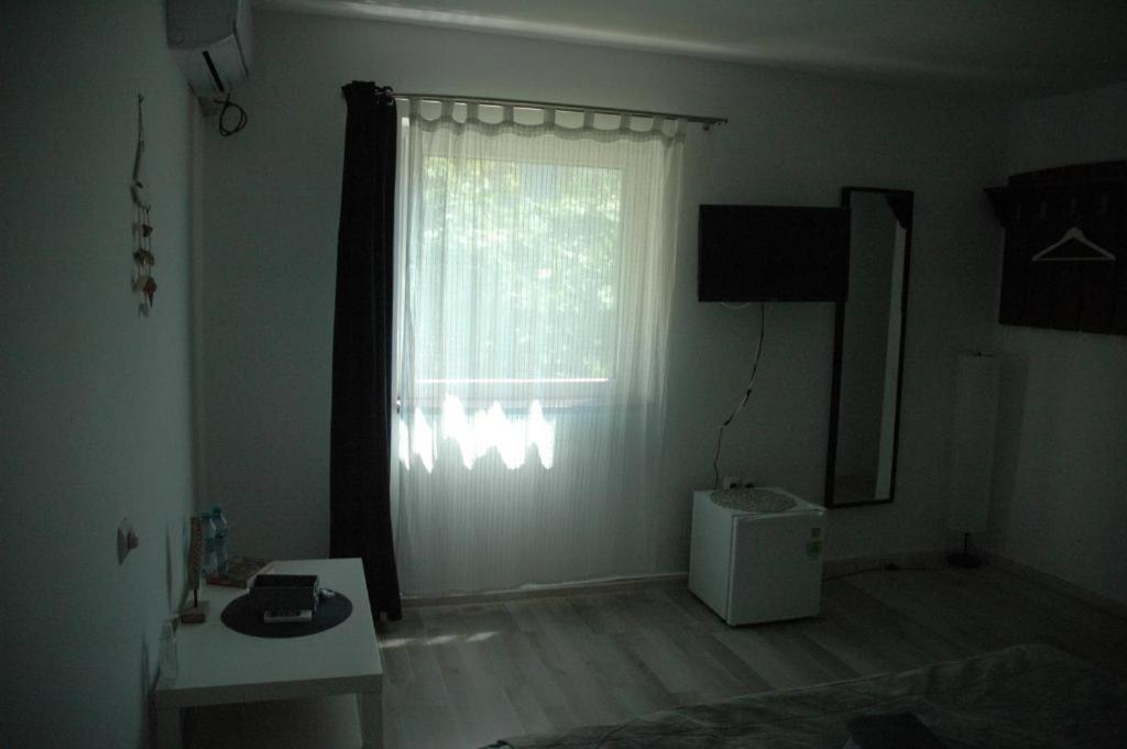 Photo 52