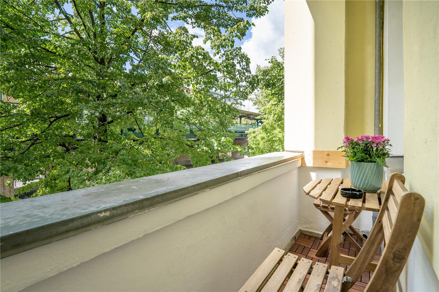 Holiday 33 Apartments EFG Schönhauser Allee mit Balkon