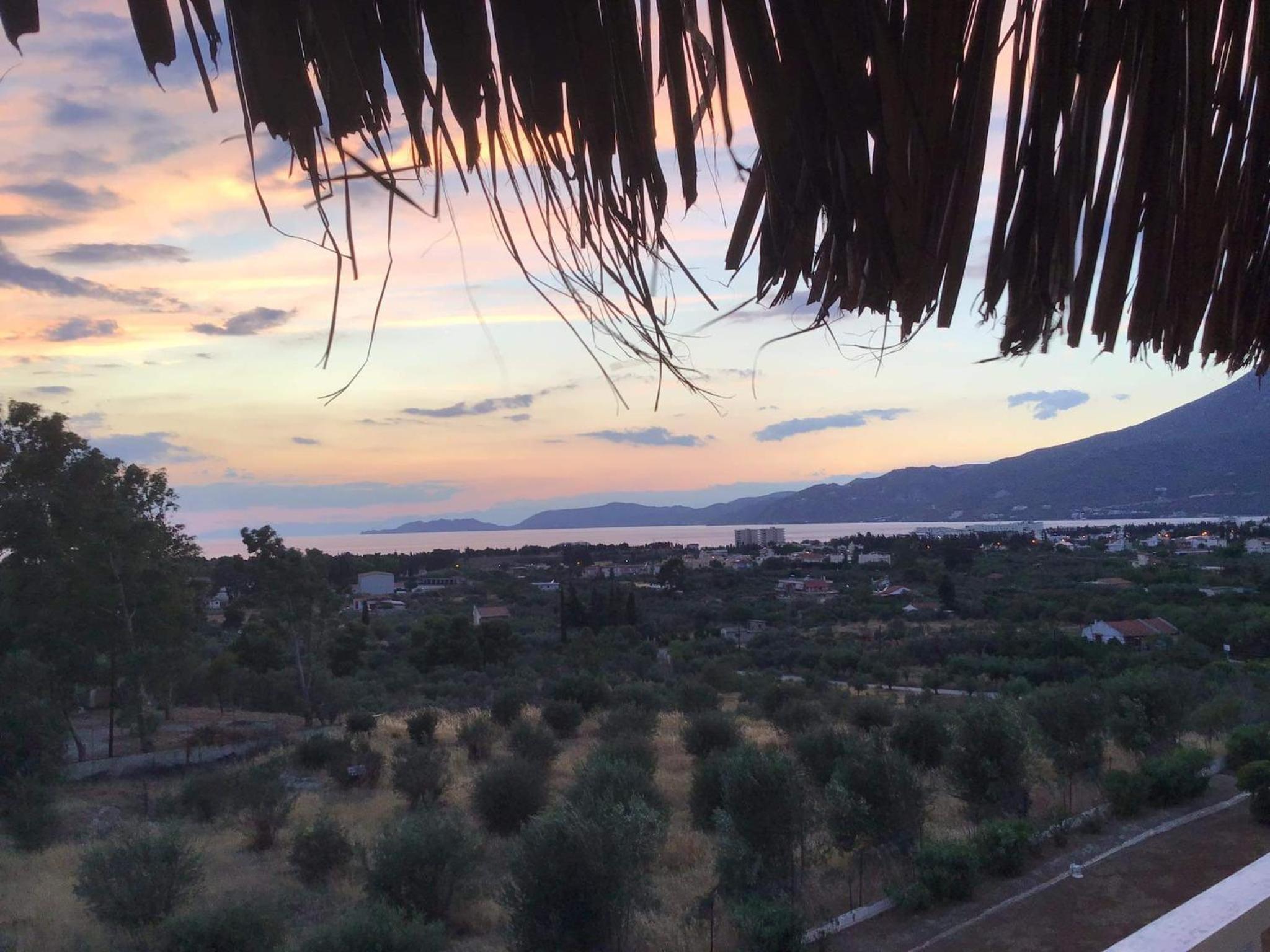 Loutraki Getaway - Cozy and Quiet Nest view 3