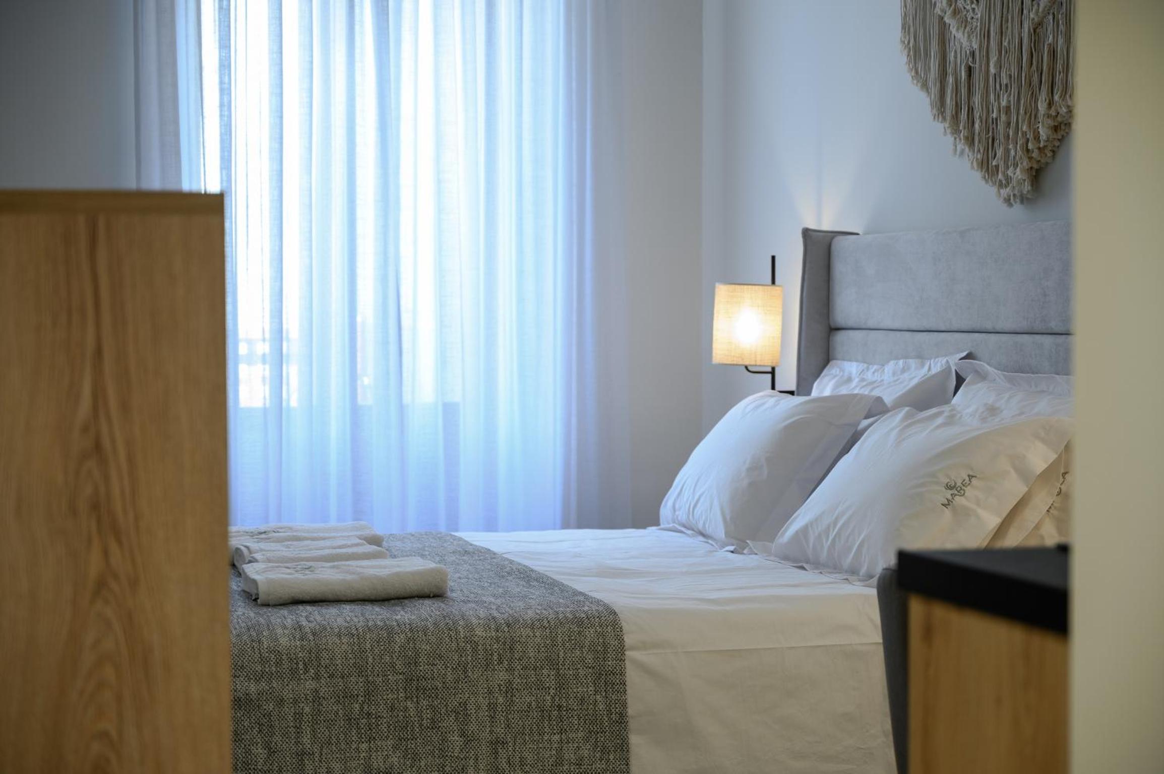 Marea Boutique Suites photo 3