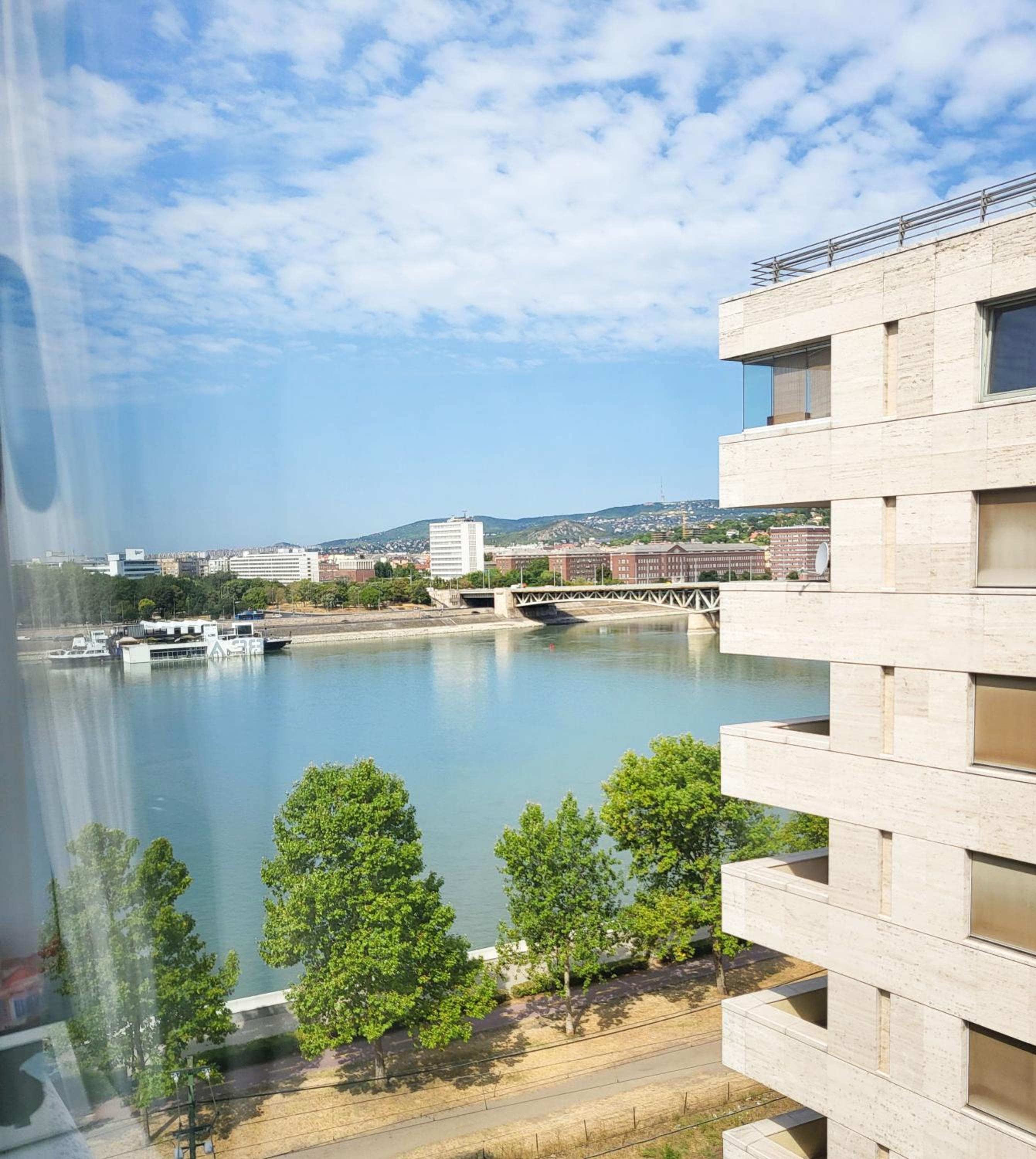 Budapest - Duna part view 4