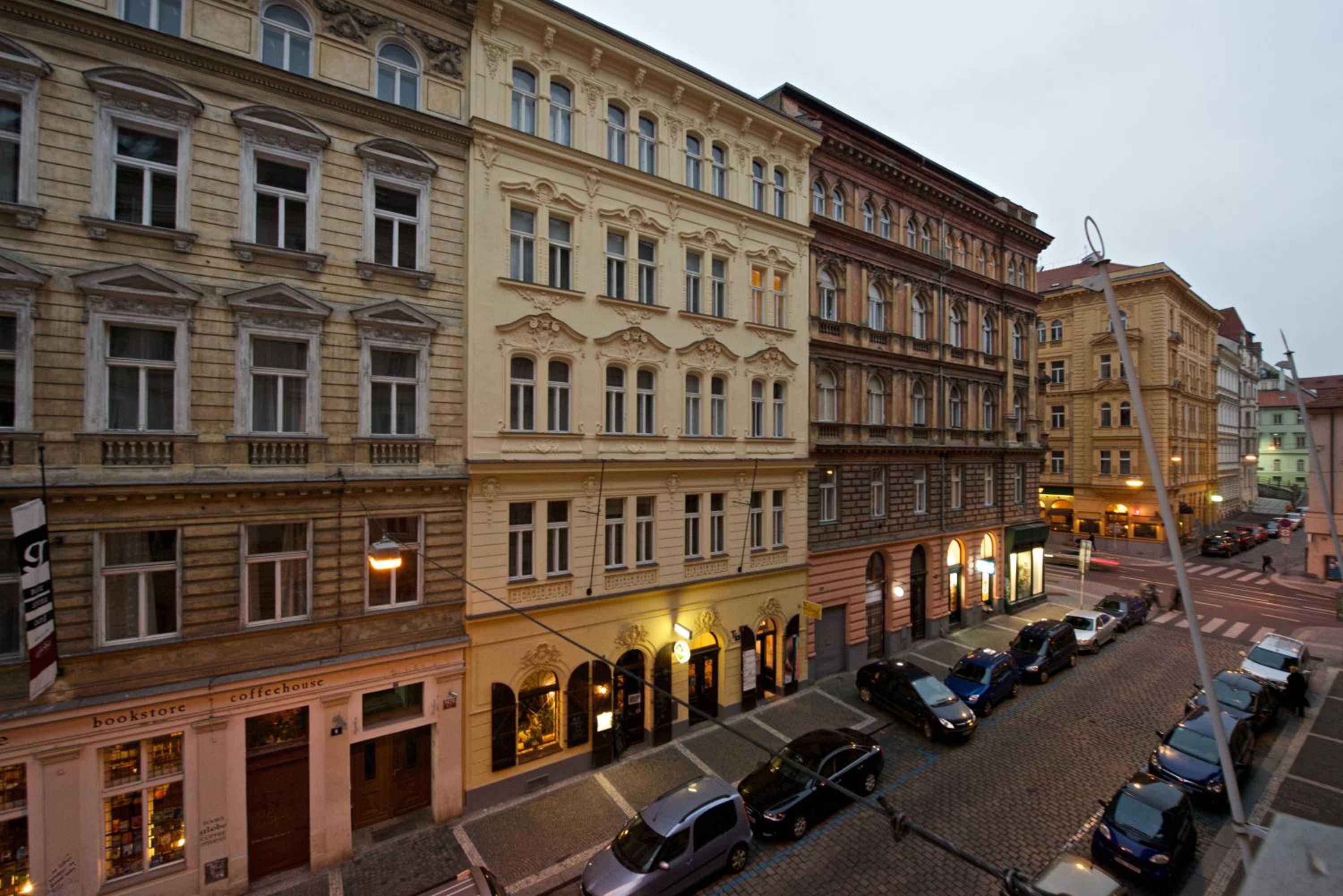 Holec Apartments