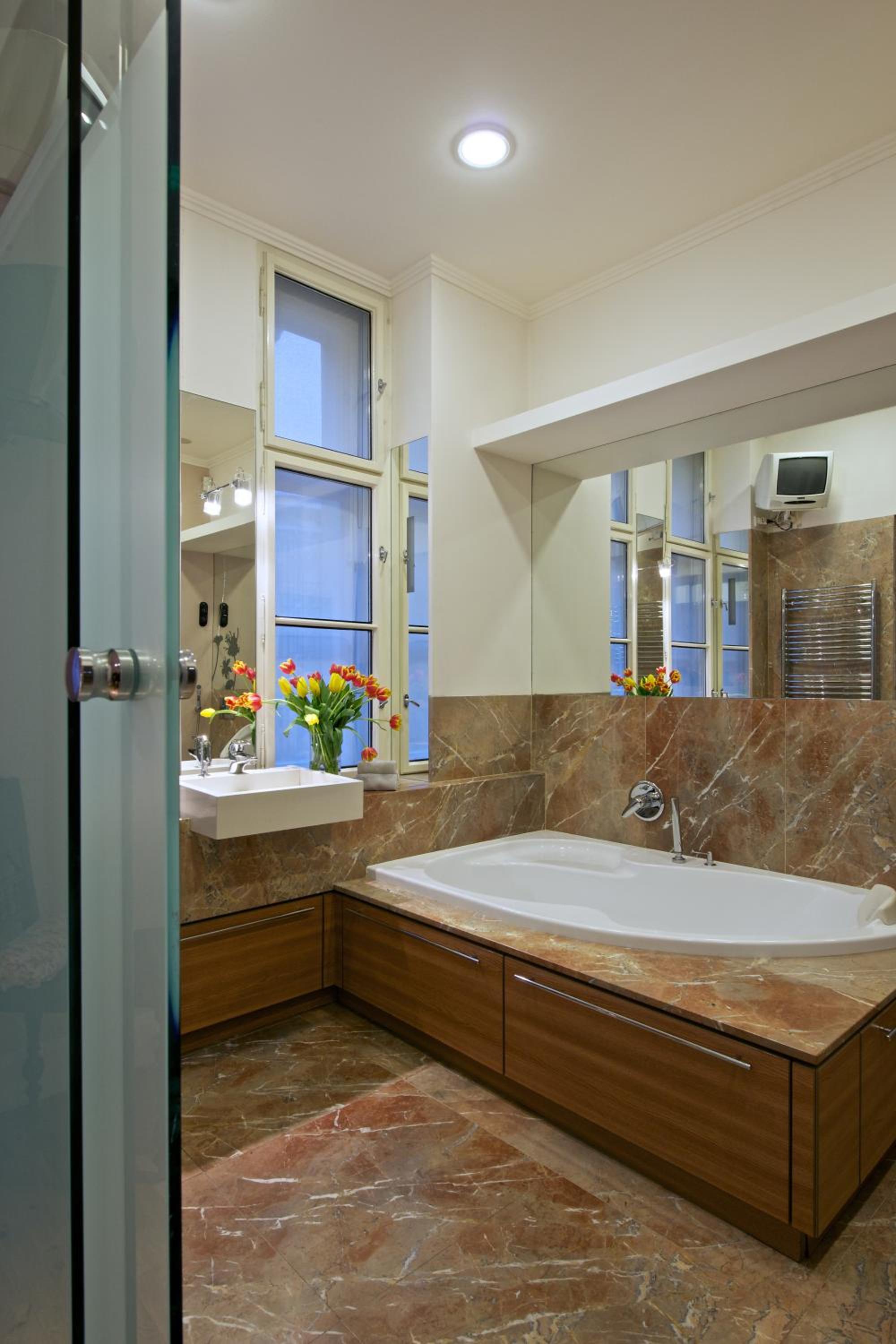 Holec Apartments