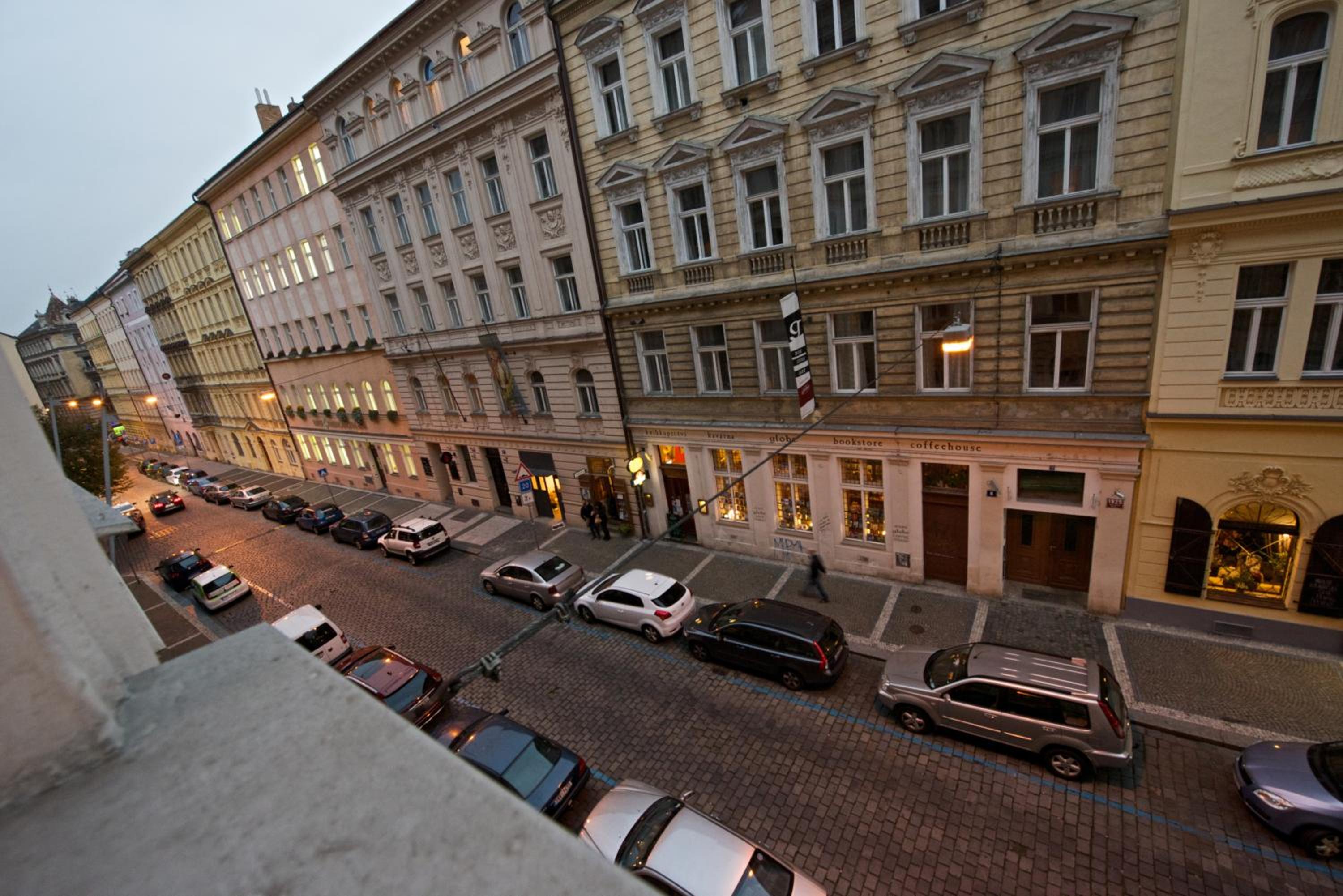 Holec Apartments