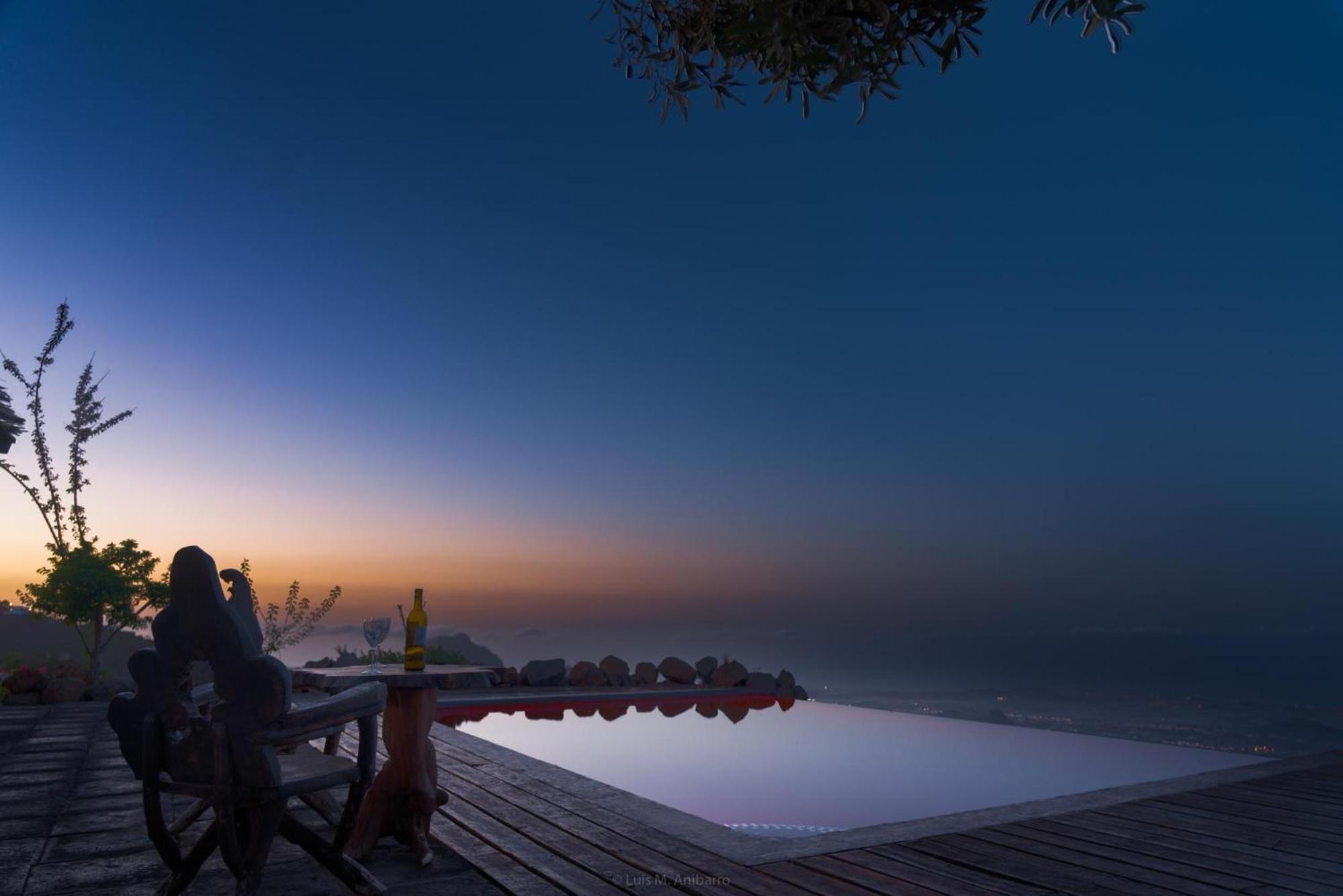 Historic Canarian House, Private Heated Infinity Pool, BBQ, WIFI + Panoramic Ocean Views view 4
