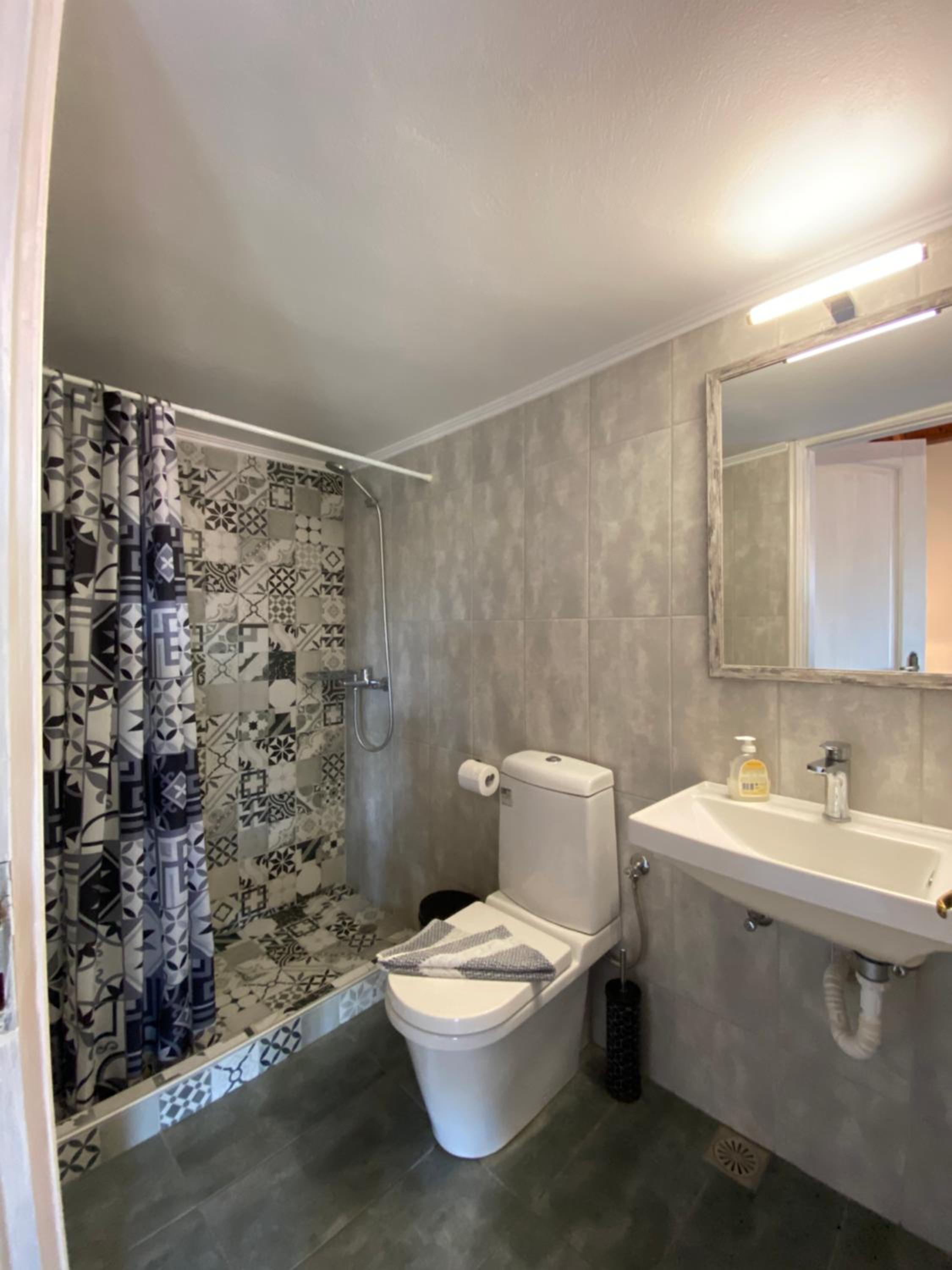 Roxani Studios-Apartments view 5