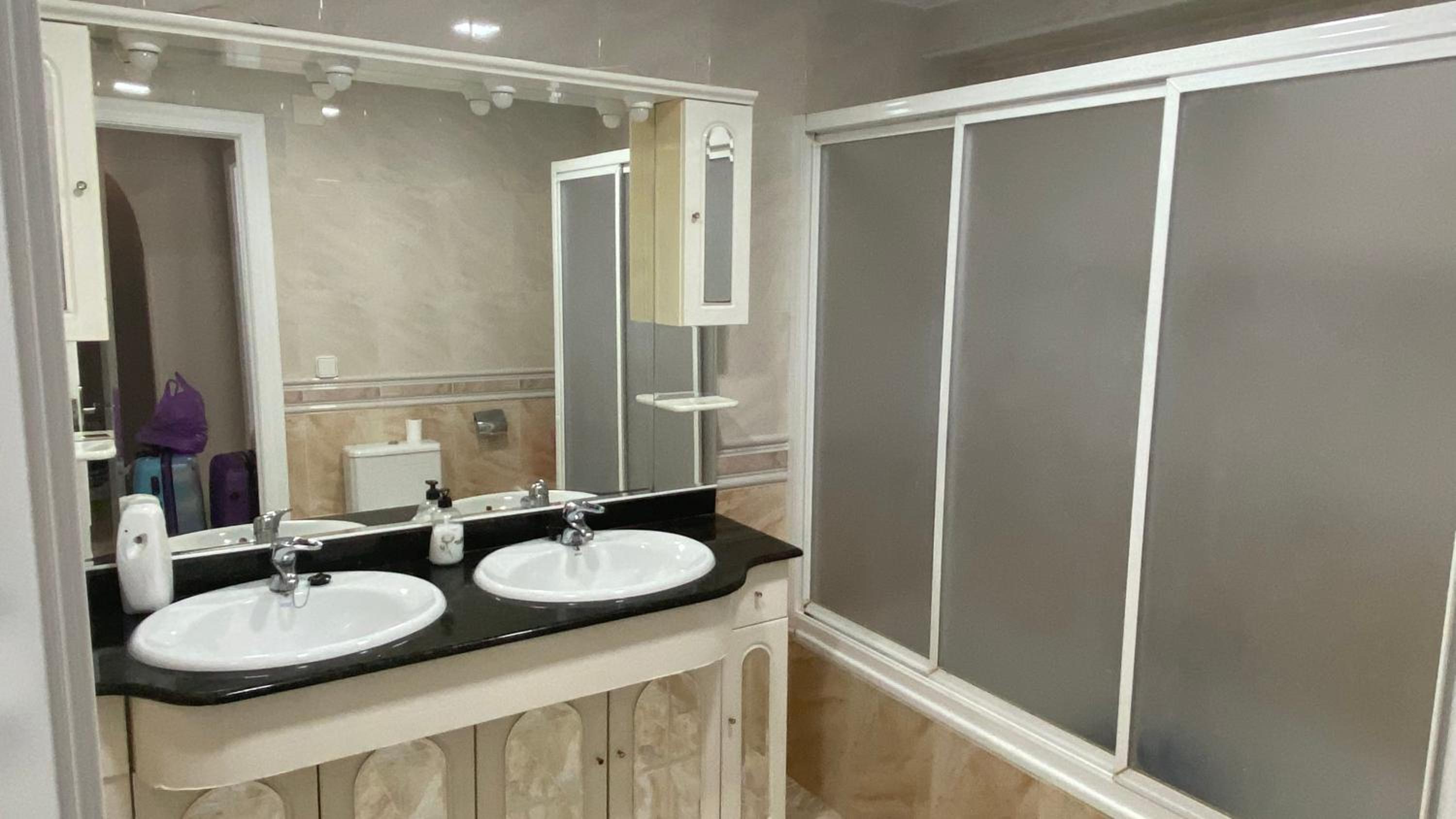 SOLYMAR LEVANTE Apartamento Completo con Piscina y Parking Comunitario