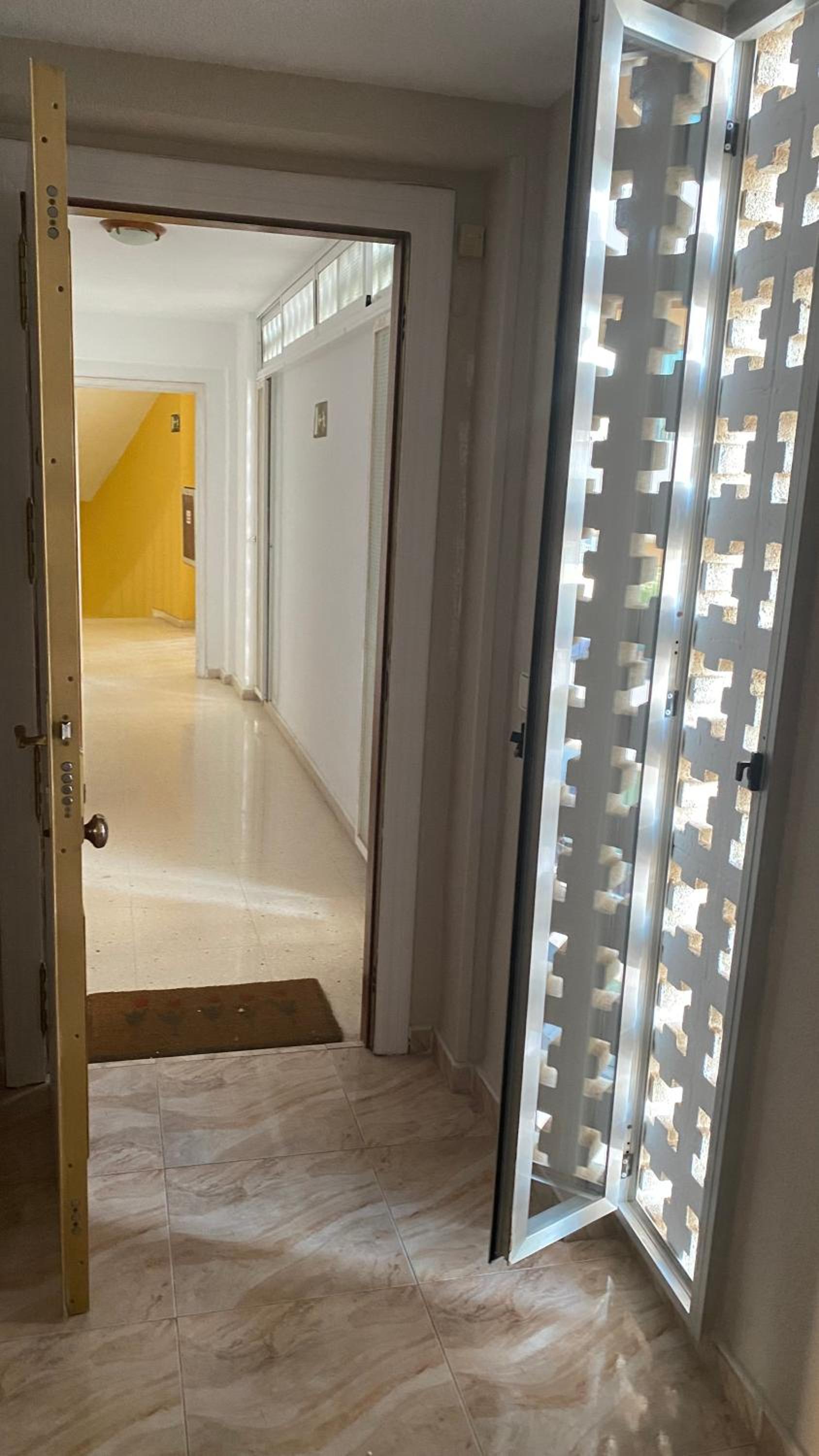 SOLYMAR LEVANTE Apartamento Completo con Piscina y Parking Comunitario