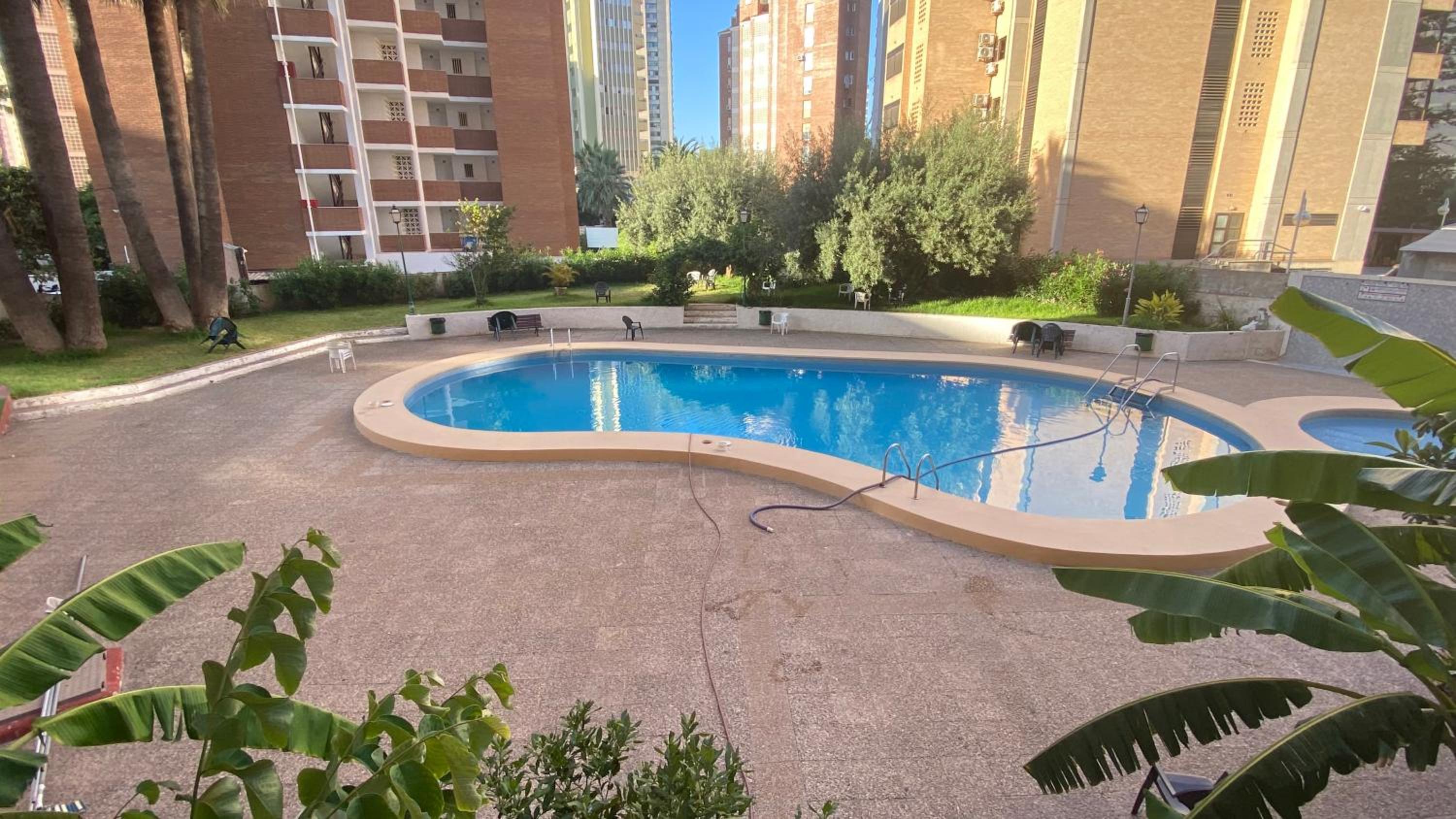 SOLYMAR LEVANTE Apartamento Completo con Piscina y Parking Comunitario