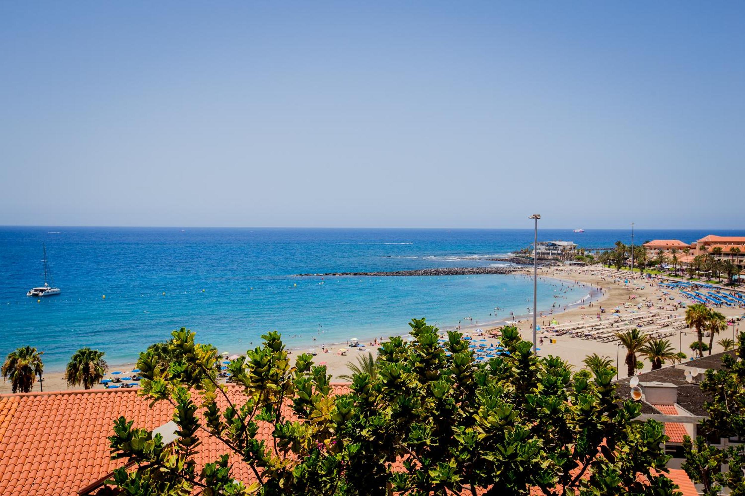 B2 Las Vistas Beach WI FI Fibra Smart TV view 2