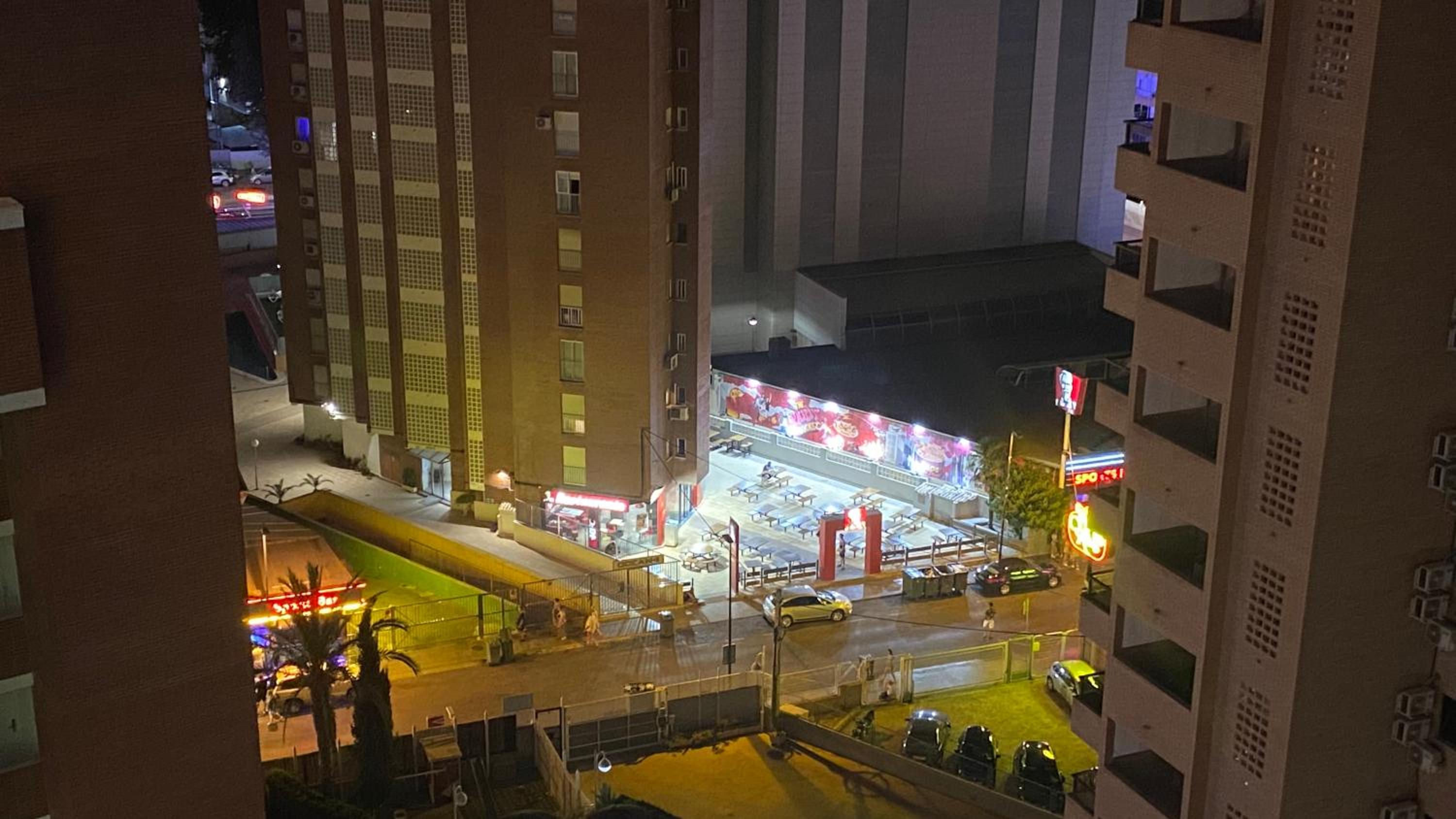 SOLYMAR LEVANTE Apartamento Completo con Piscina y Parking Comunitario