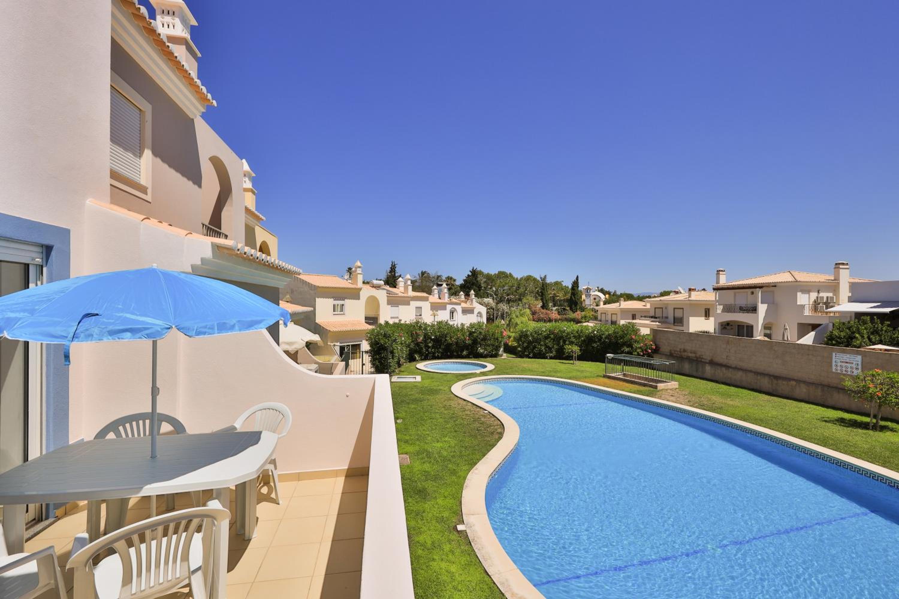 Hotel IM On Casa Mar e SOL - Image 1