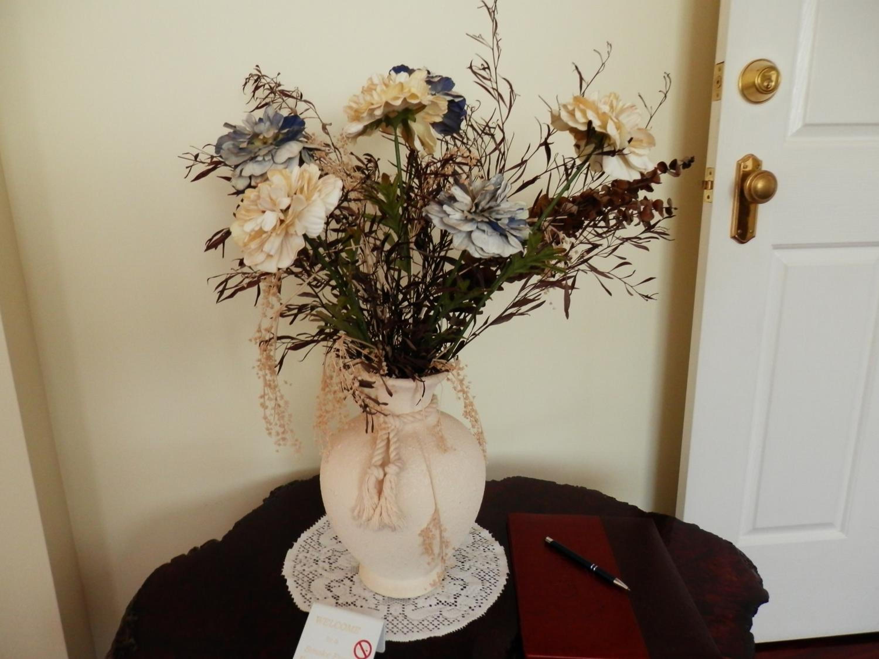 The Hideaway Luxury B&B Retreat