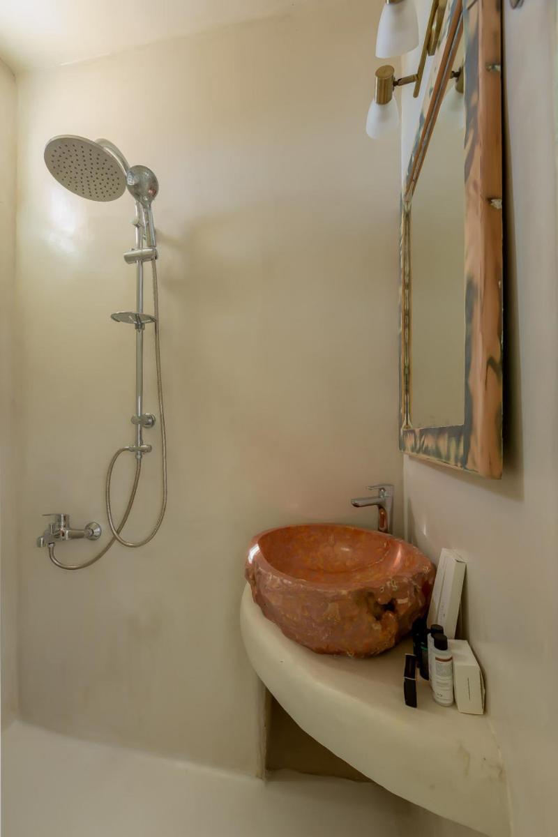 Photo 32