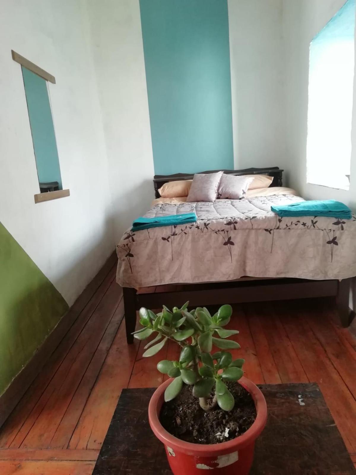 Mochilero Colonial view 2