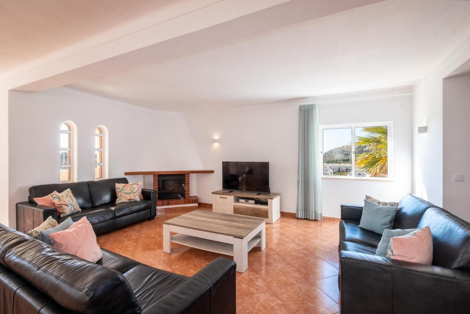 Villa Kevin by Atlantic Places view 5