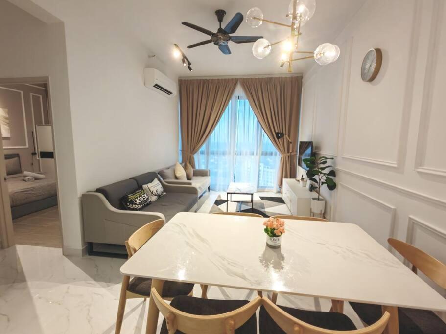 Eternity Live3@Troika Residence Kota Bharu-2BR8pax photo 1