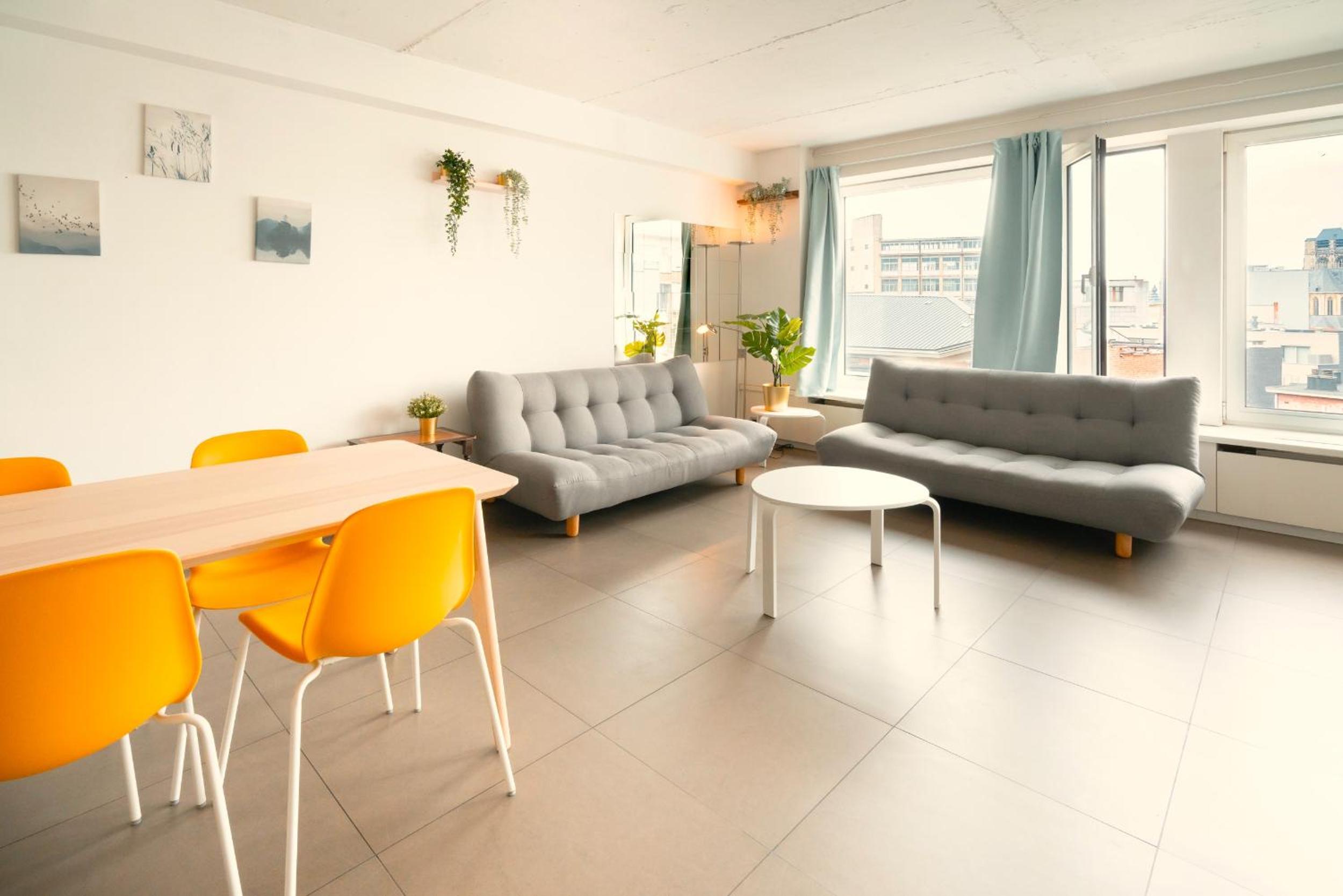 Antwerp Central Apartment for 7 view 4