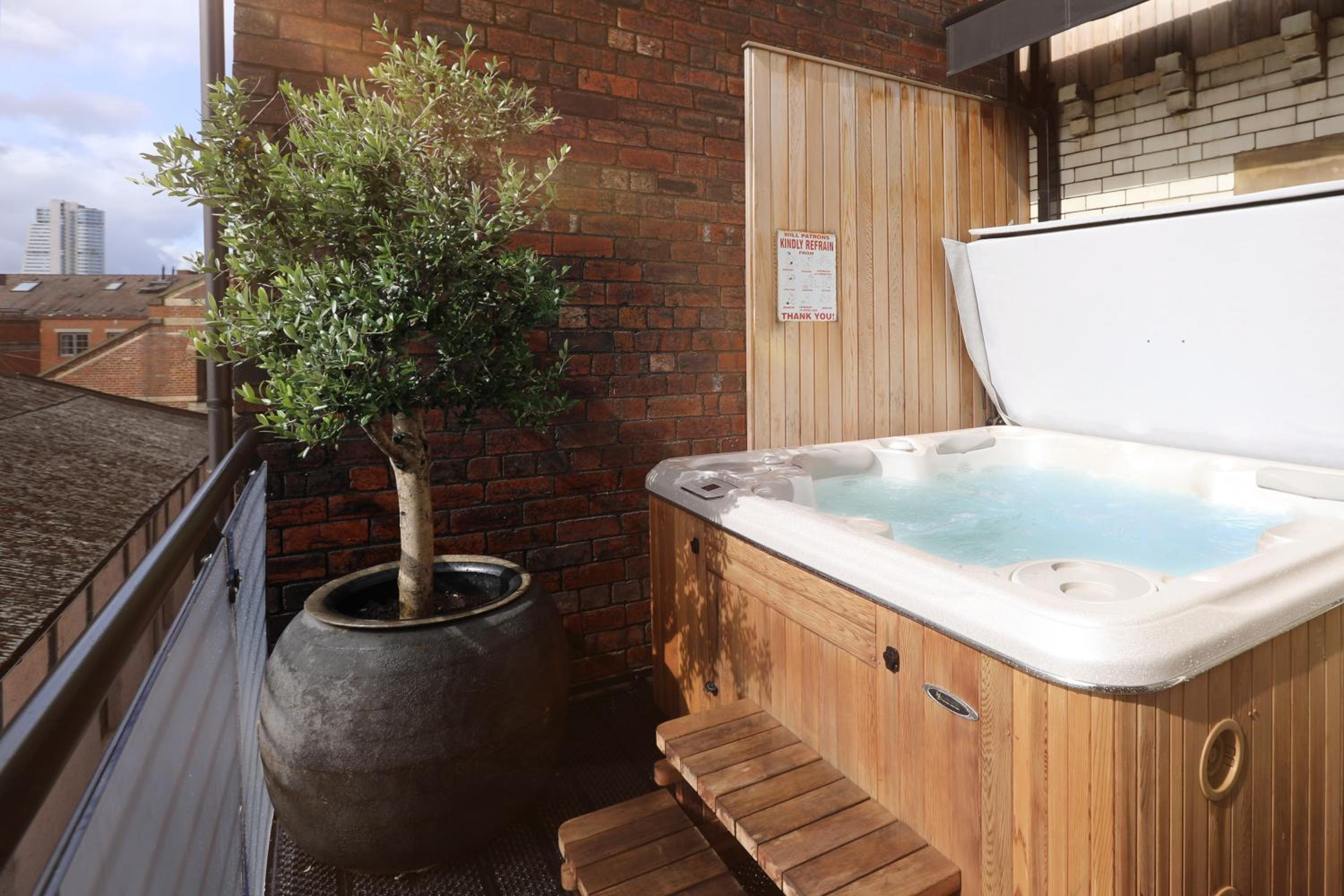 The Bells - Luxury Serviced Apartments