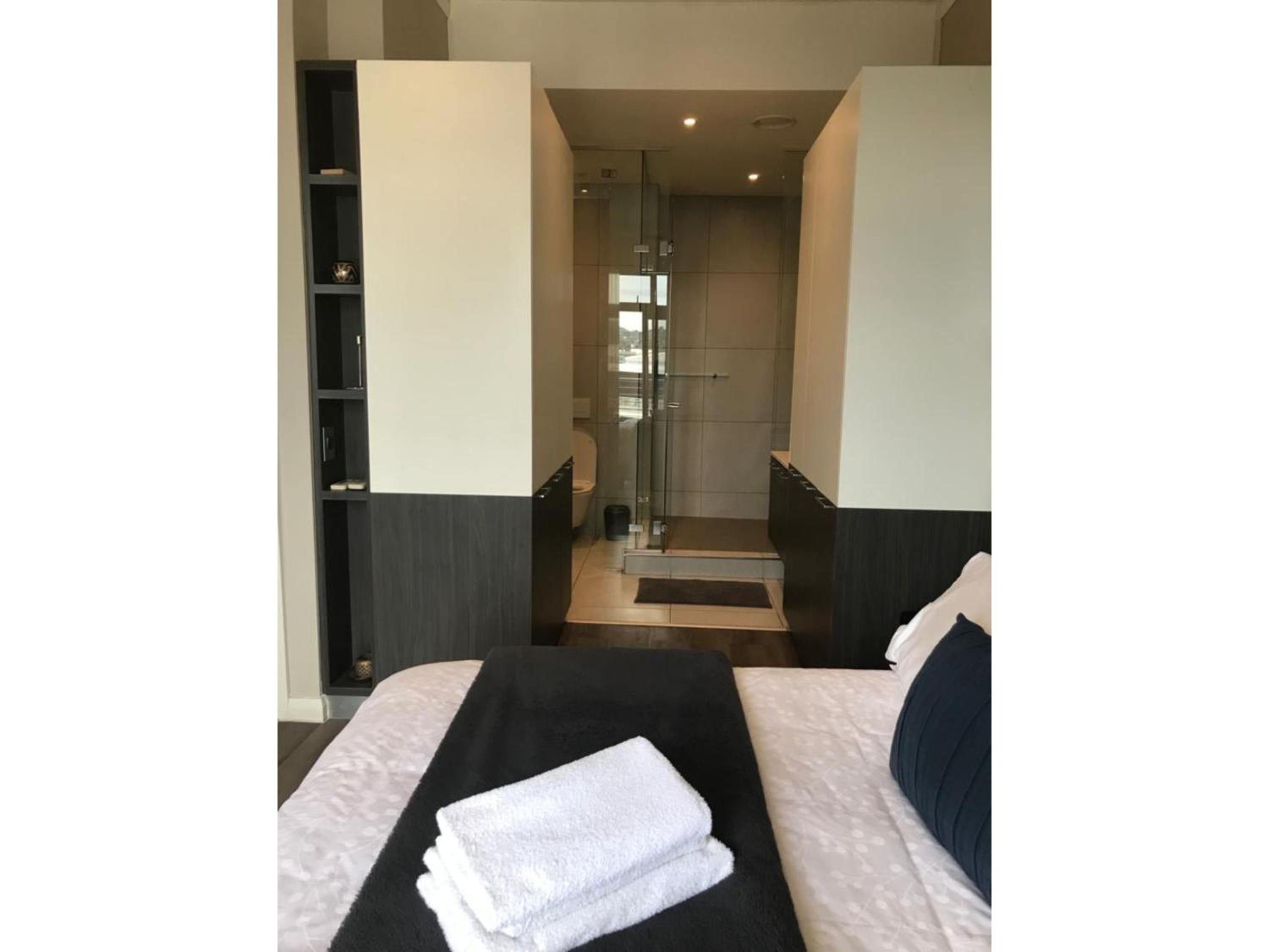 Menlyn Apartment - Sapphire Gold view 3
